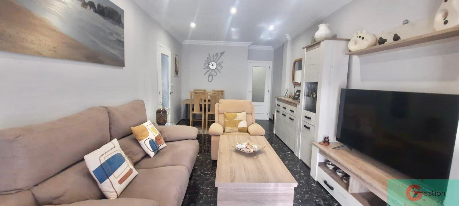 For sale of flat in Salobreña