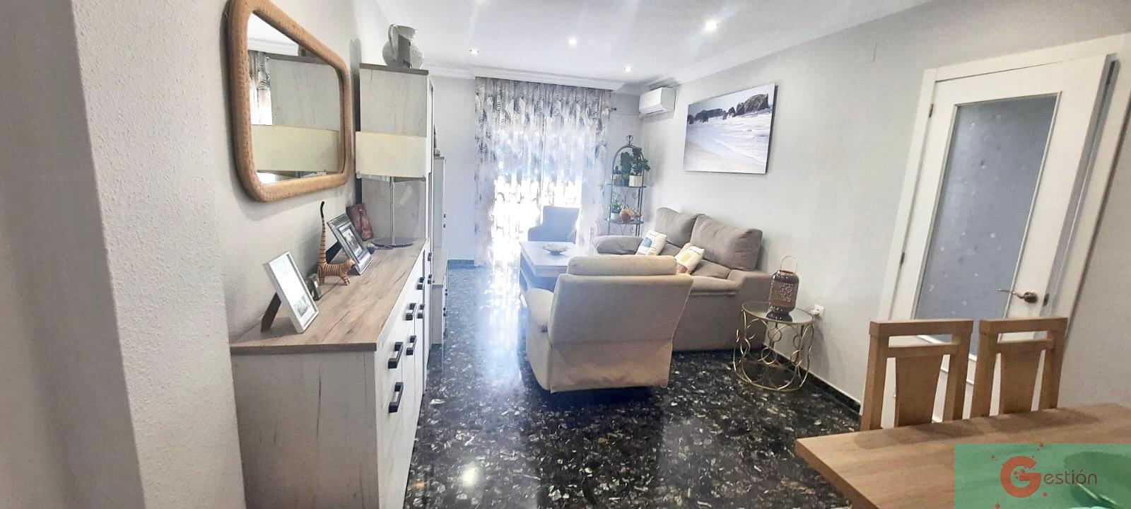 For sale of flat in Salobreña