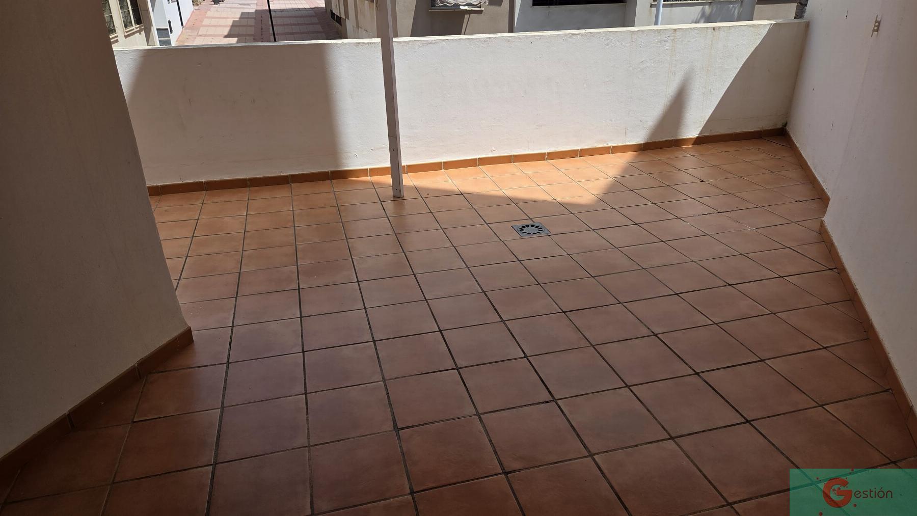 For sale of flat in Salobreña