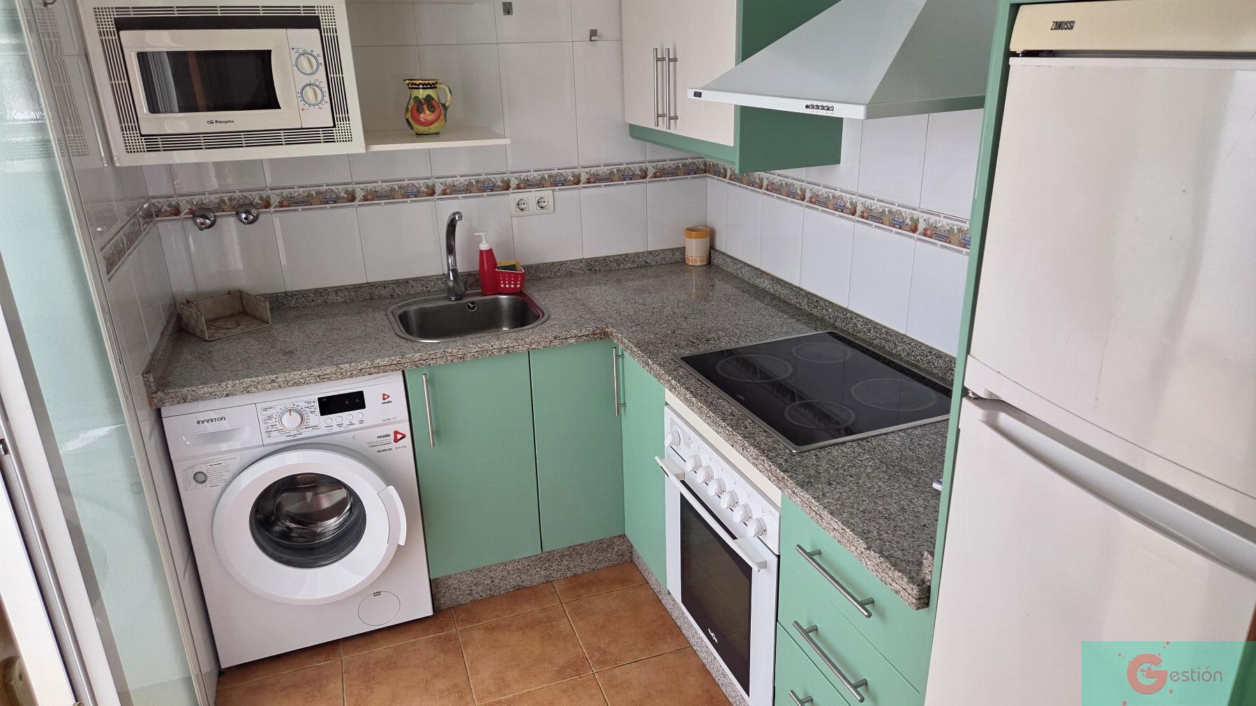 For sale of flat in Salobreña