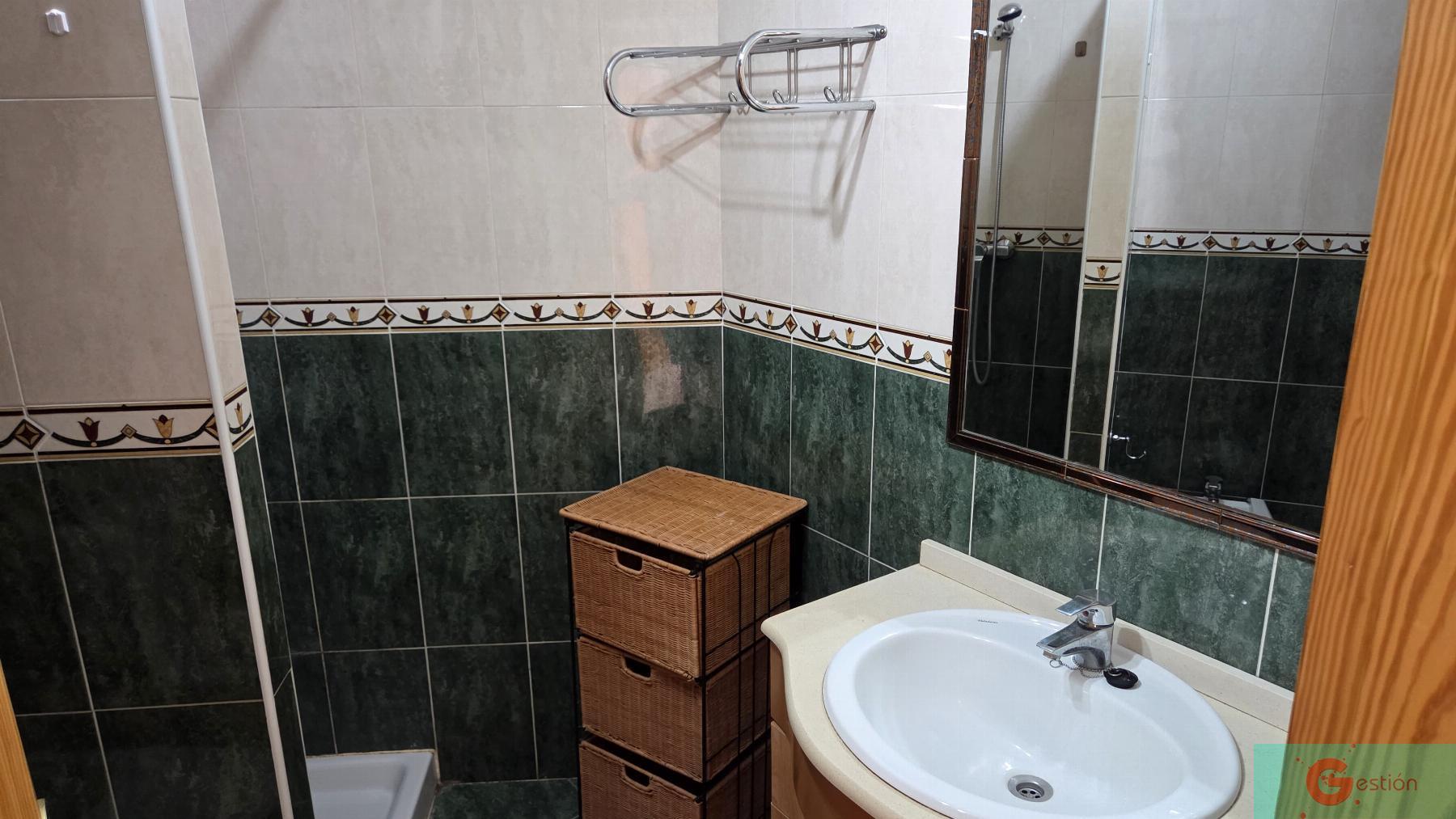 For sale of flat in Salobreña