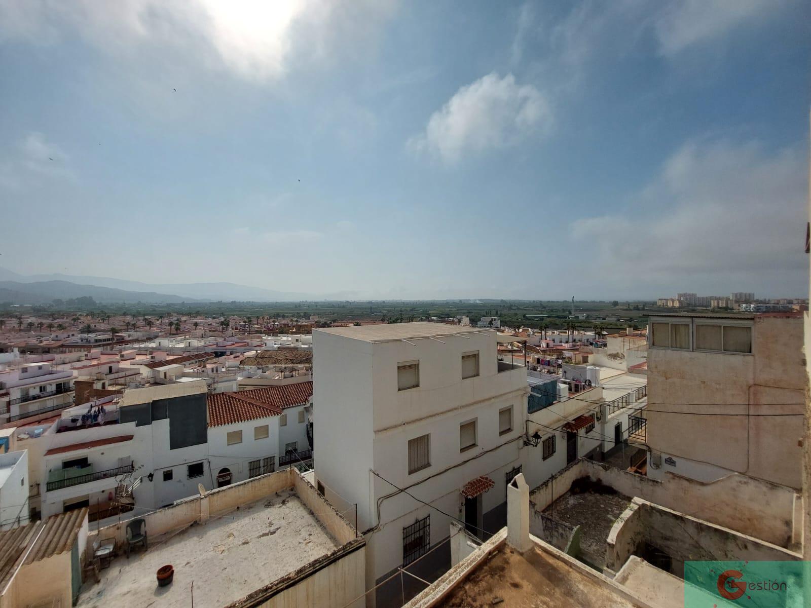 Venta de casa en Salobreña