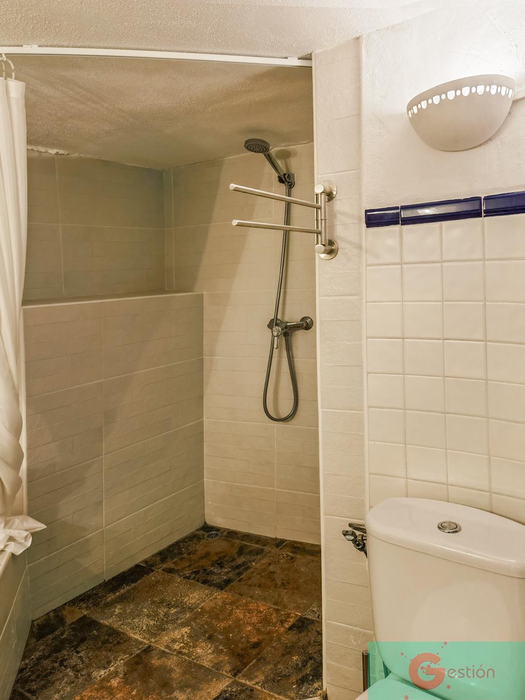 For sale of house in Salobreña