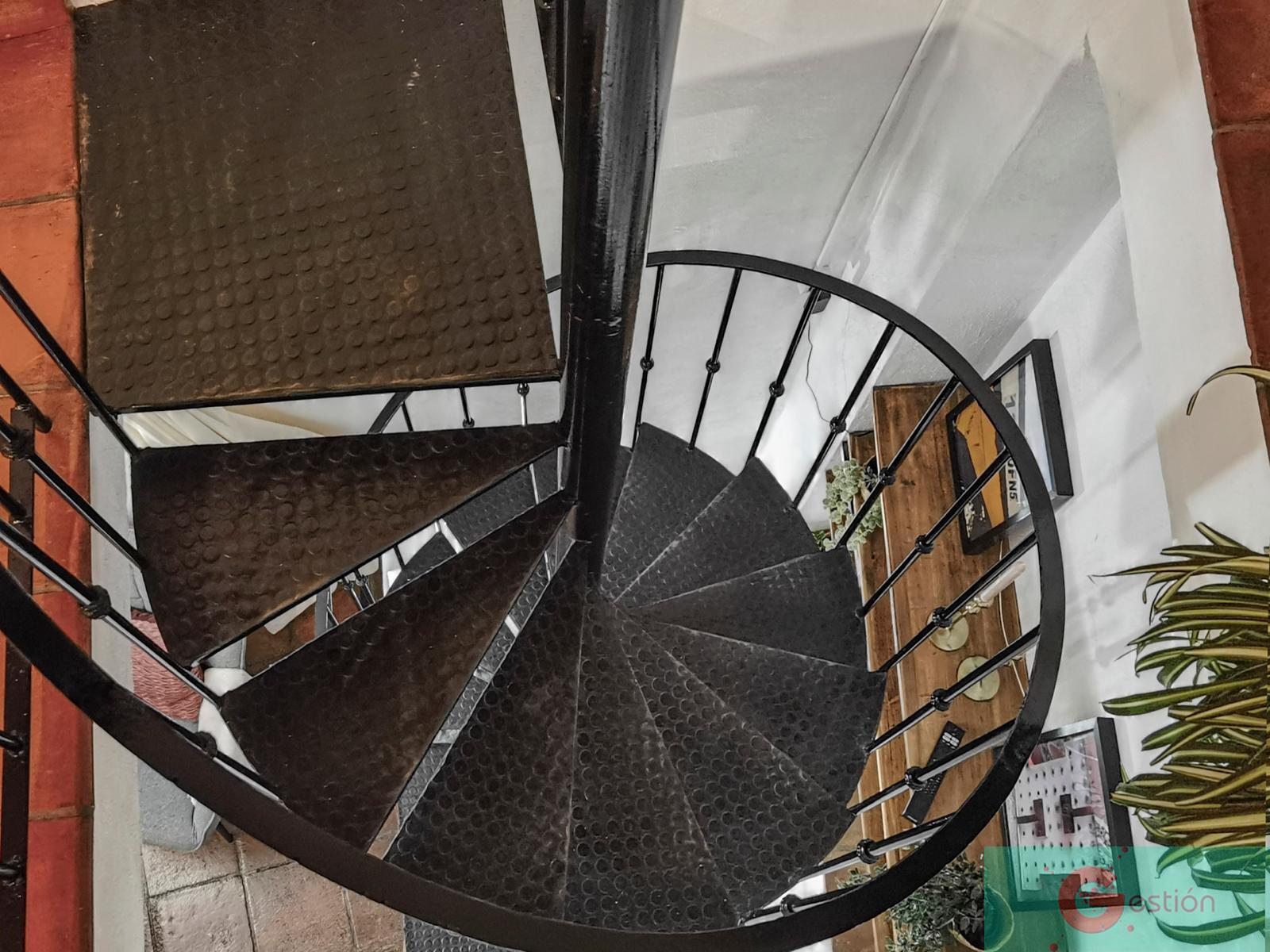 For sale of house in Salobreña