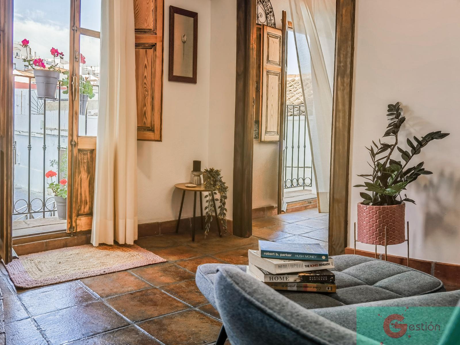 For sale of house in Salobreña