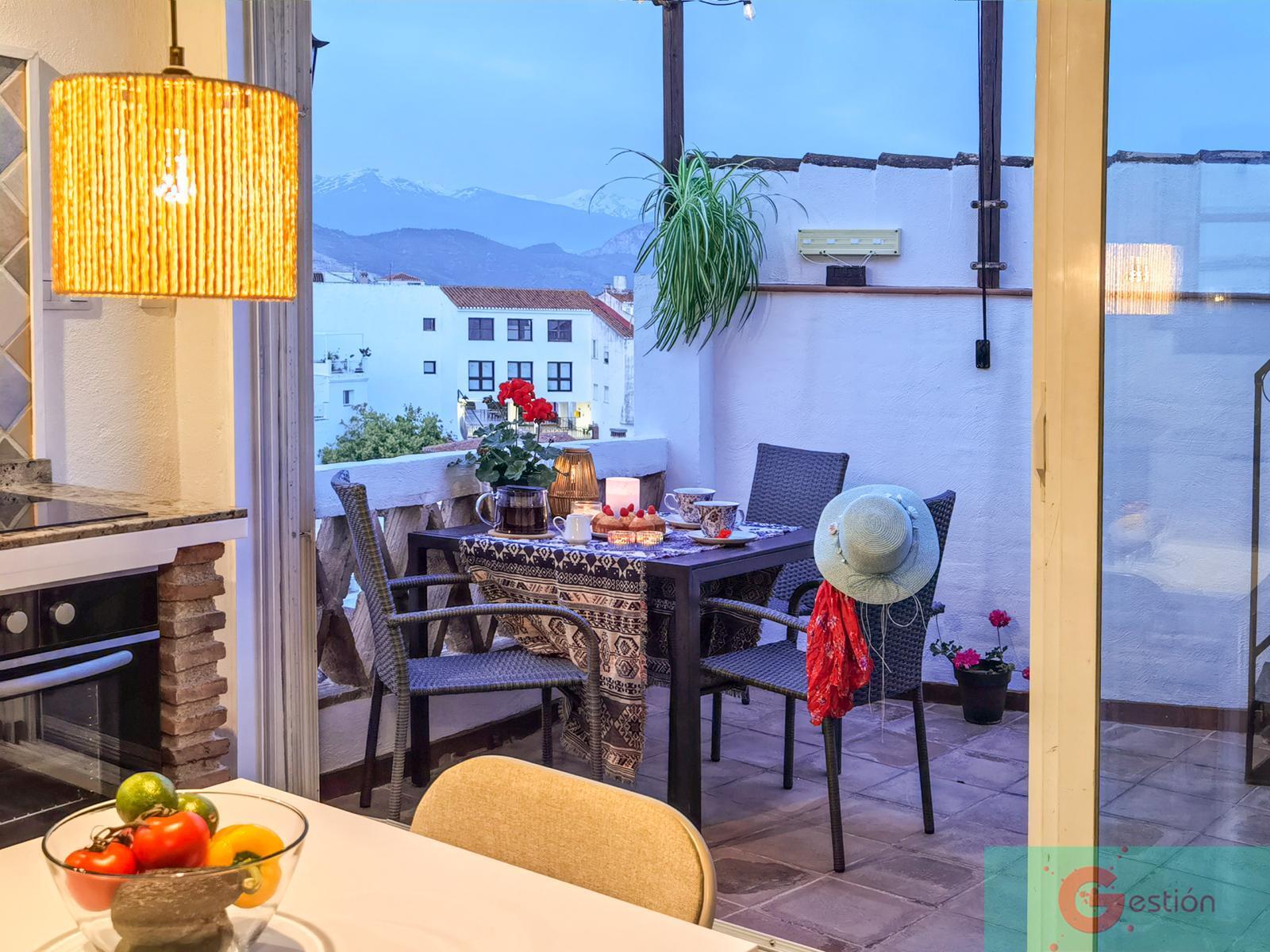 For sale of house in Salobreña