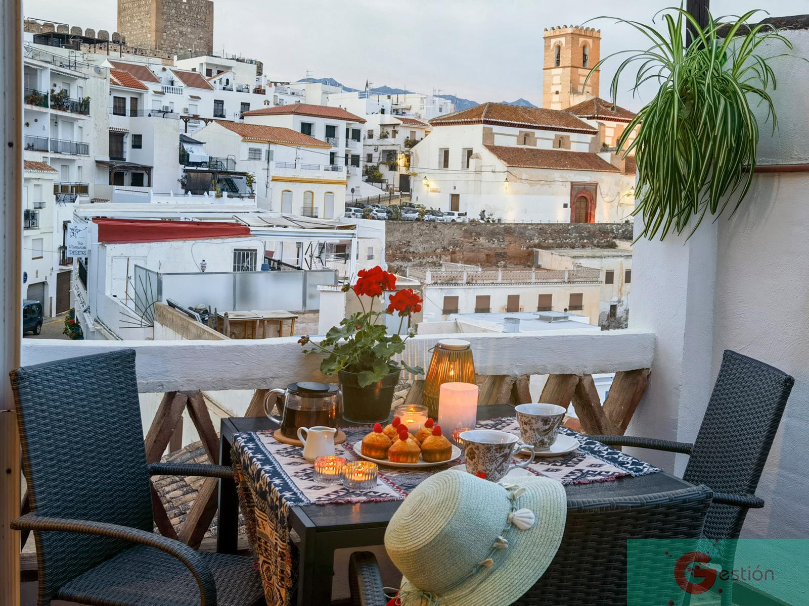 For sale of house in Salobreña