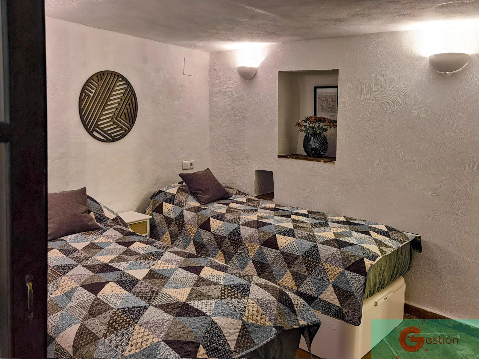 For sale of house in Salobreña