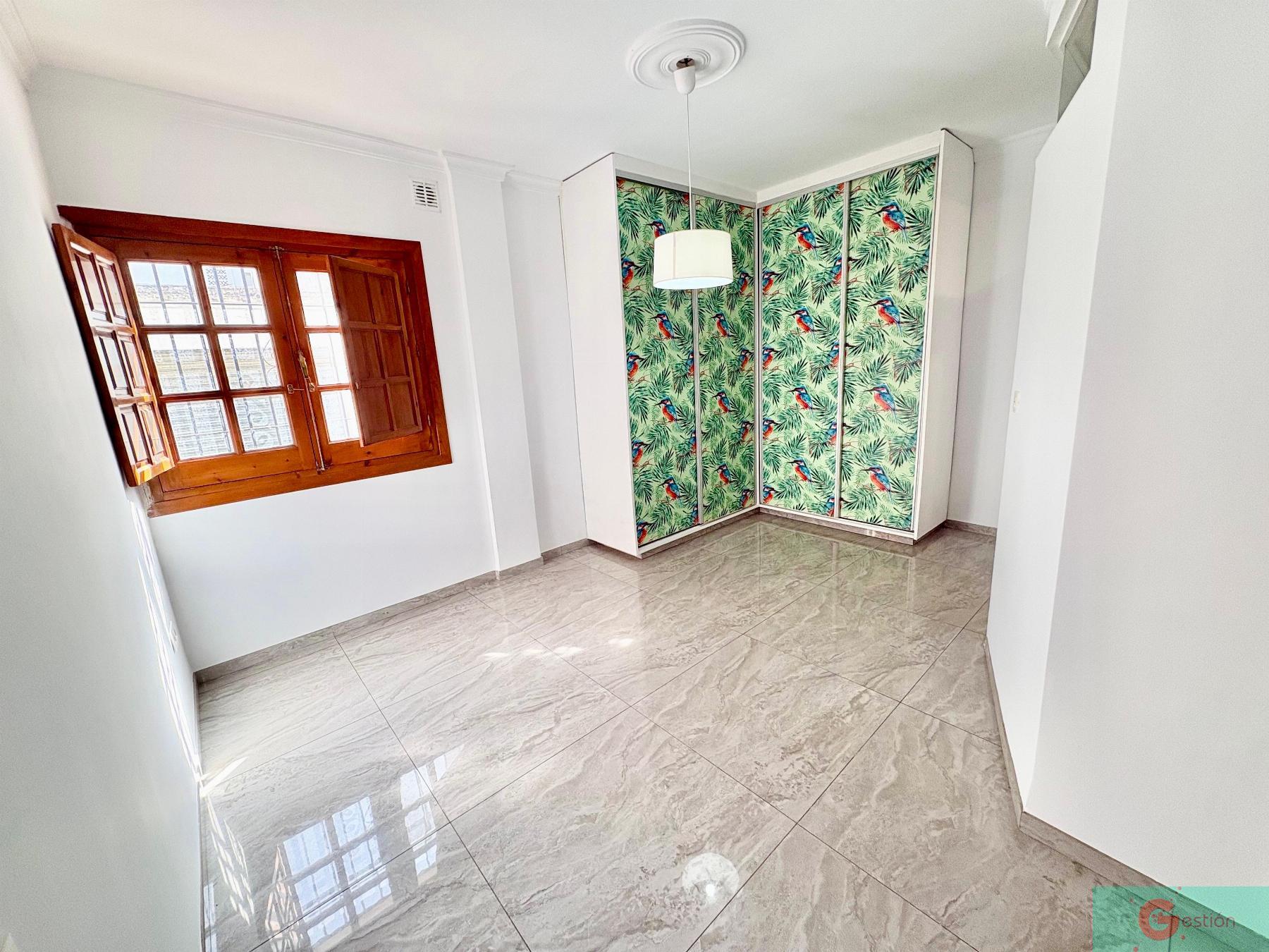 Venta de casa en Salobreña