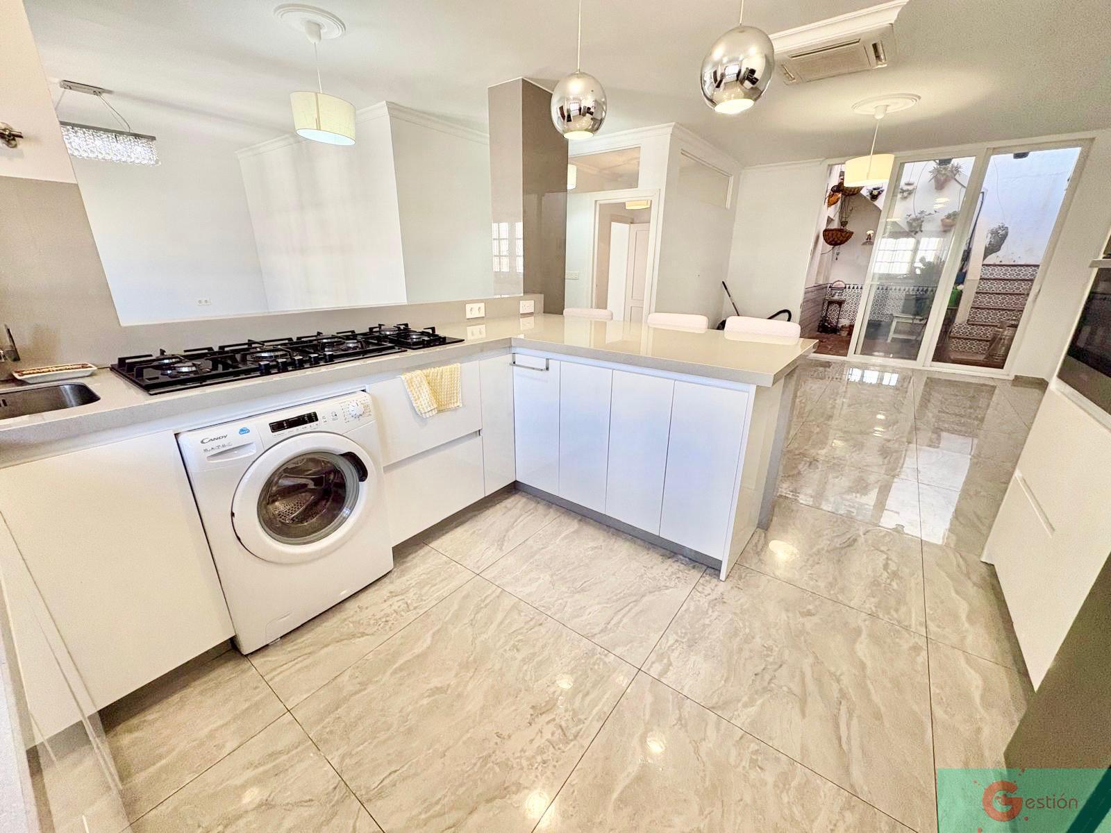 Venta de casa en Salobreña