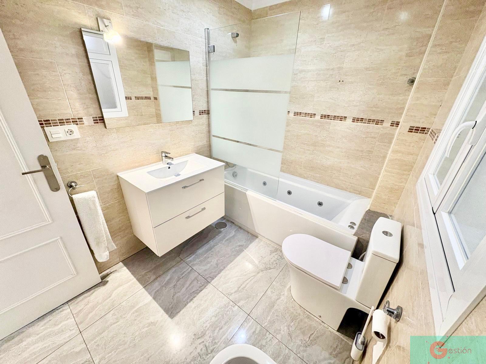 Venta de casa en Salobreña