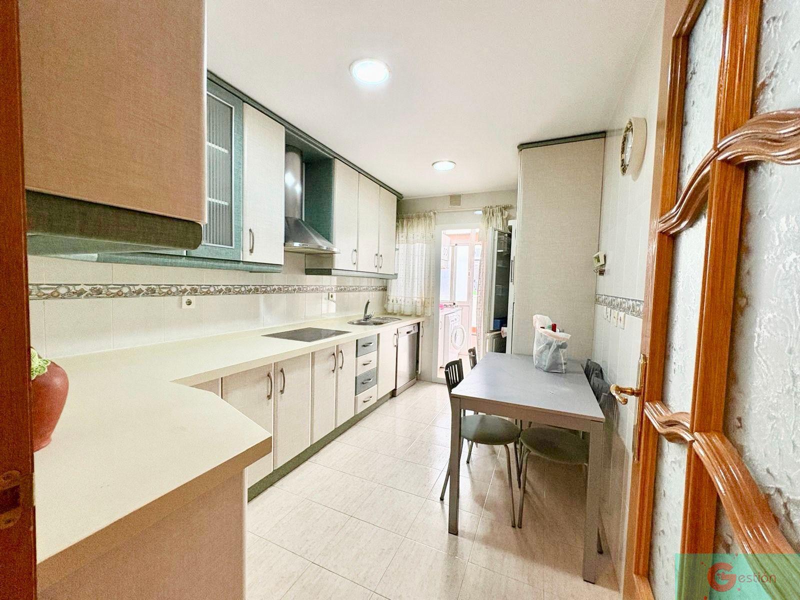 Venta de piso en Salobreña