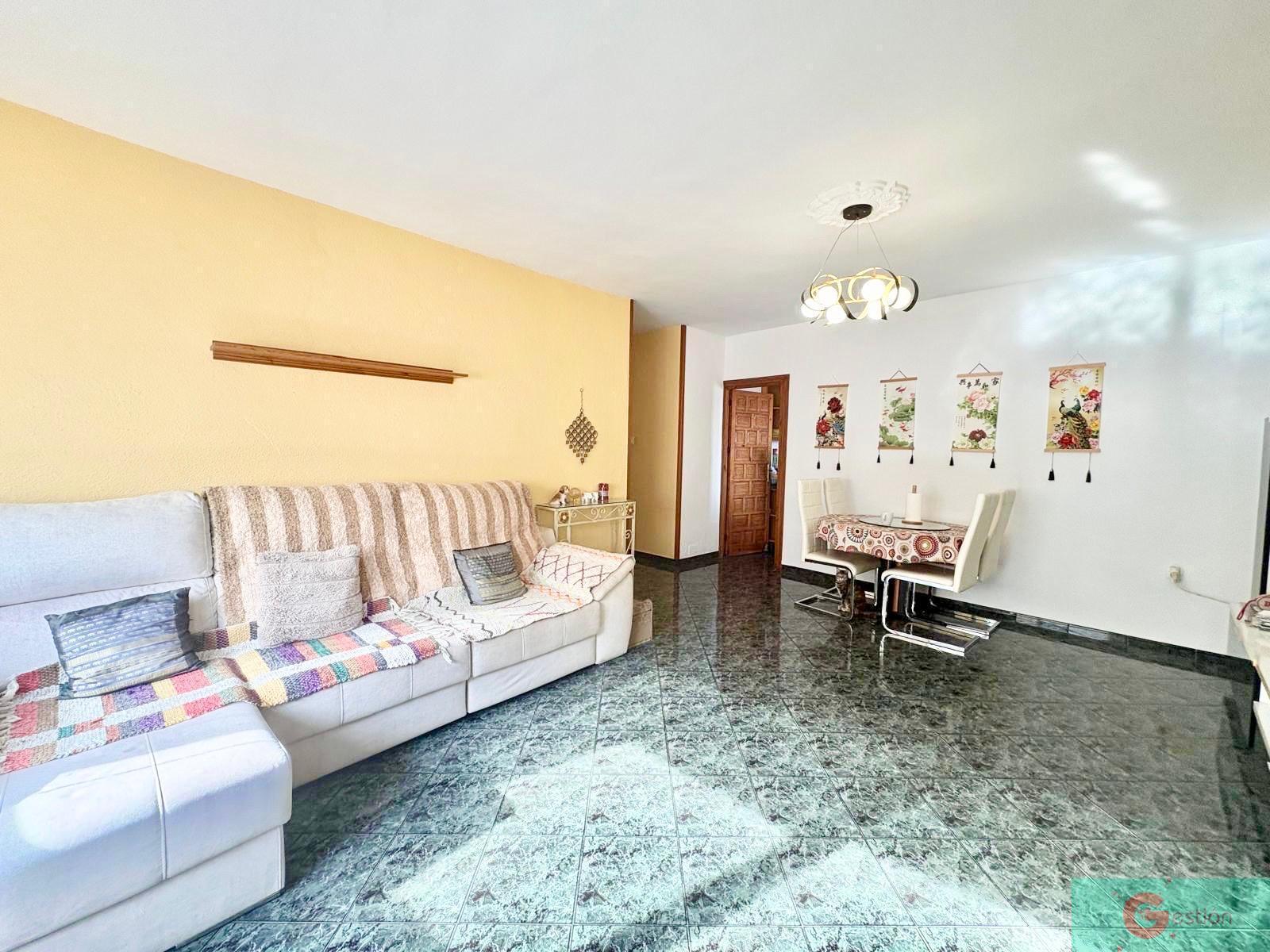 Venta de piso en Salobreña