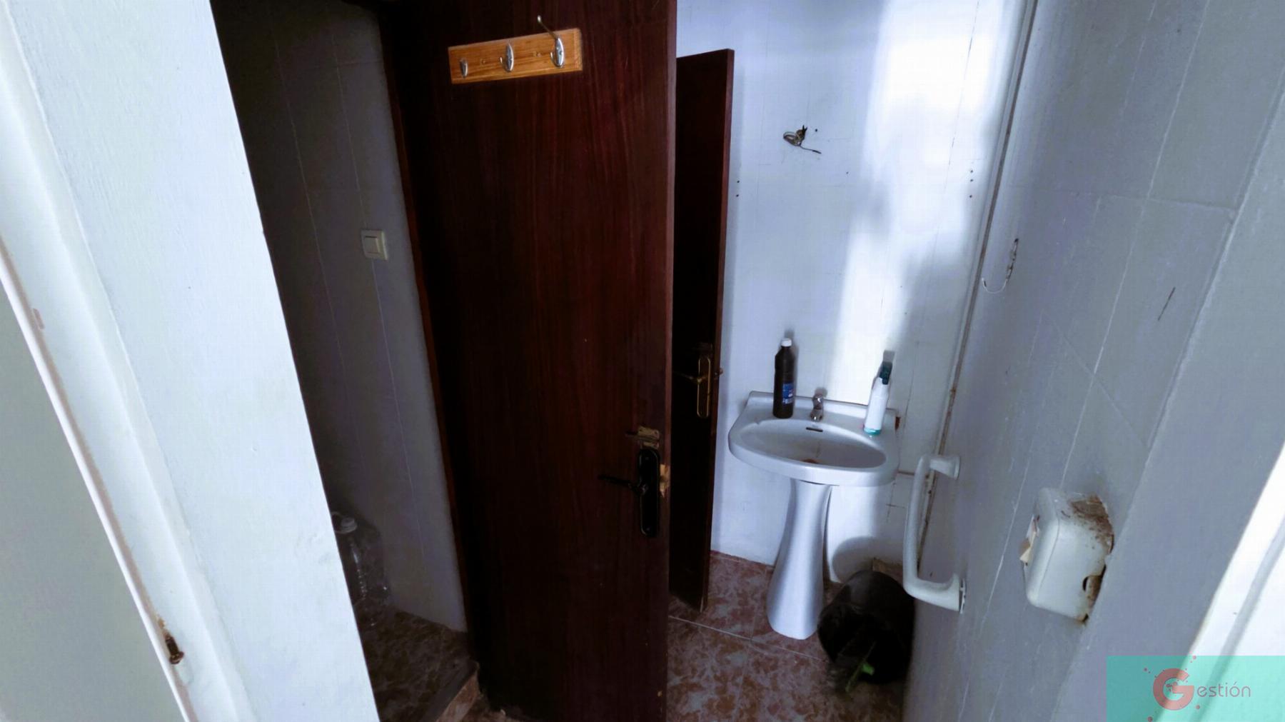 Venta de local en Salobreña