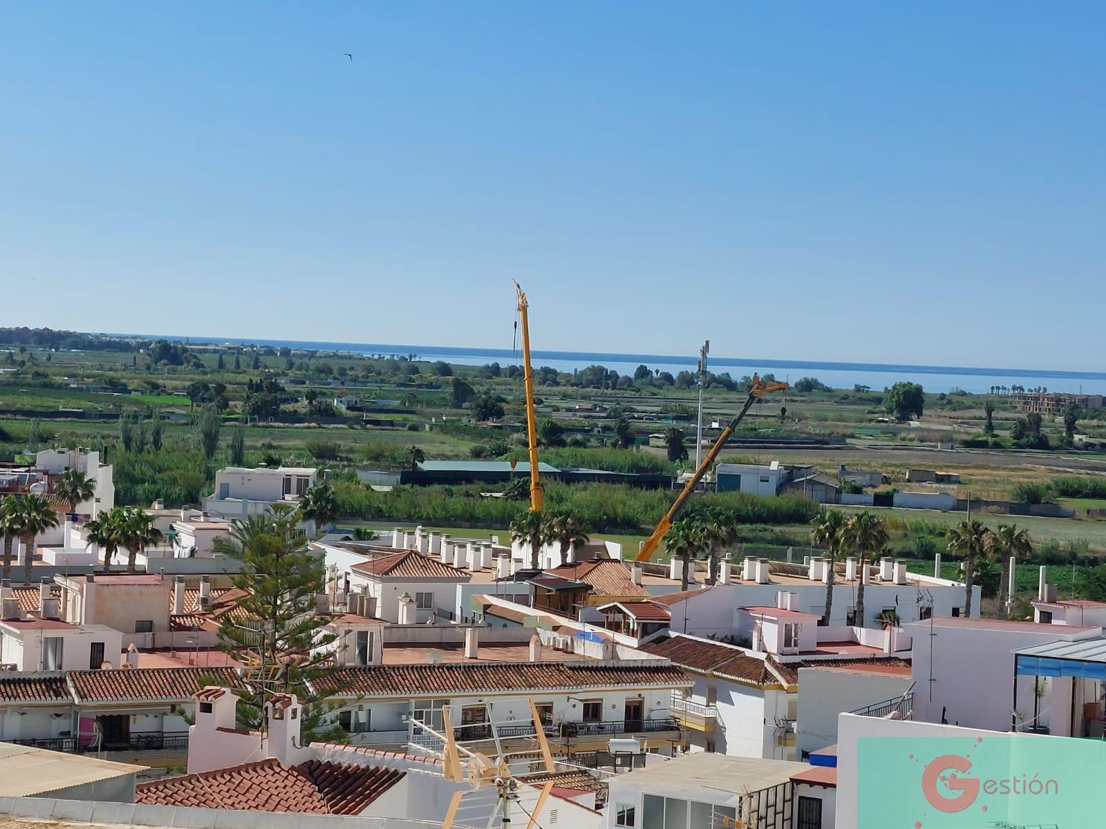 Venta de casa en Salobreña