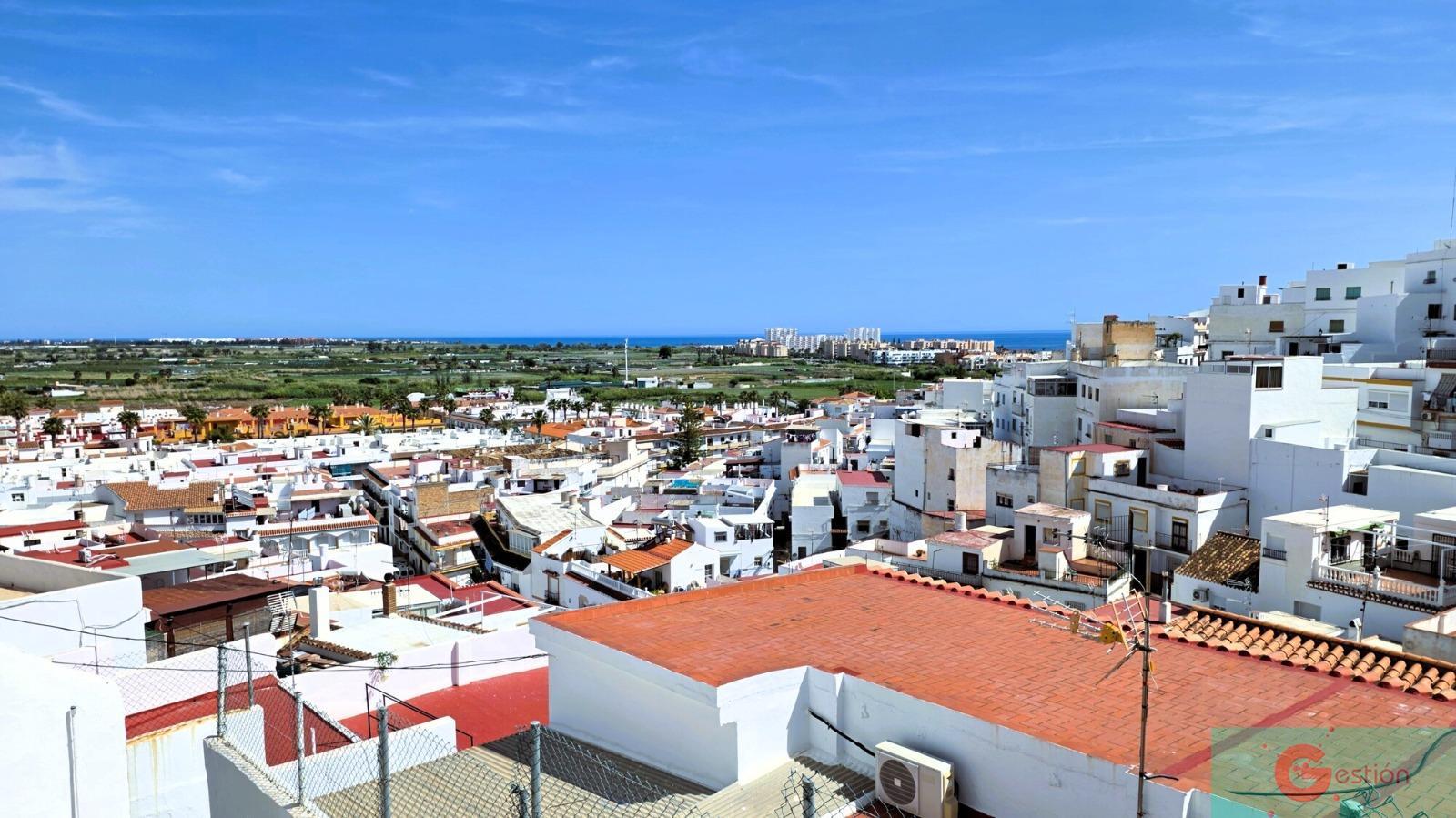 Venta de casa en Salobreña