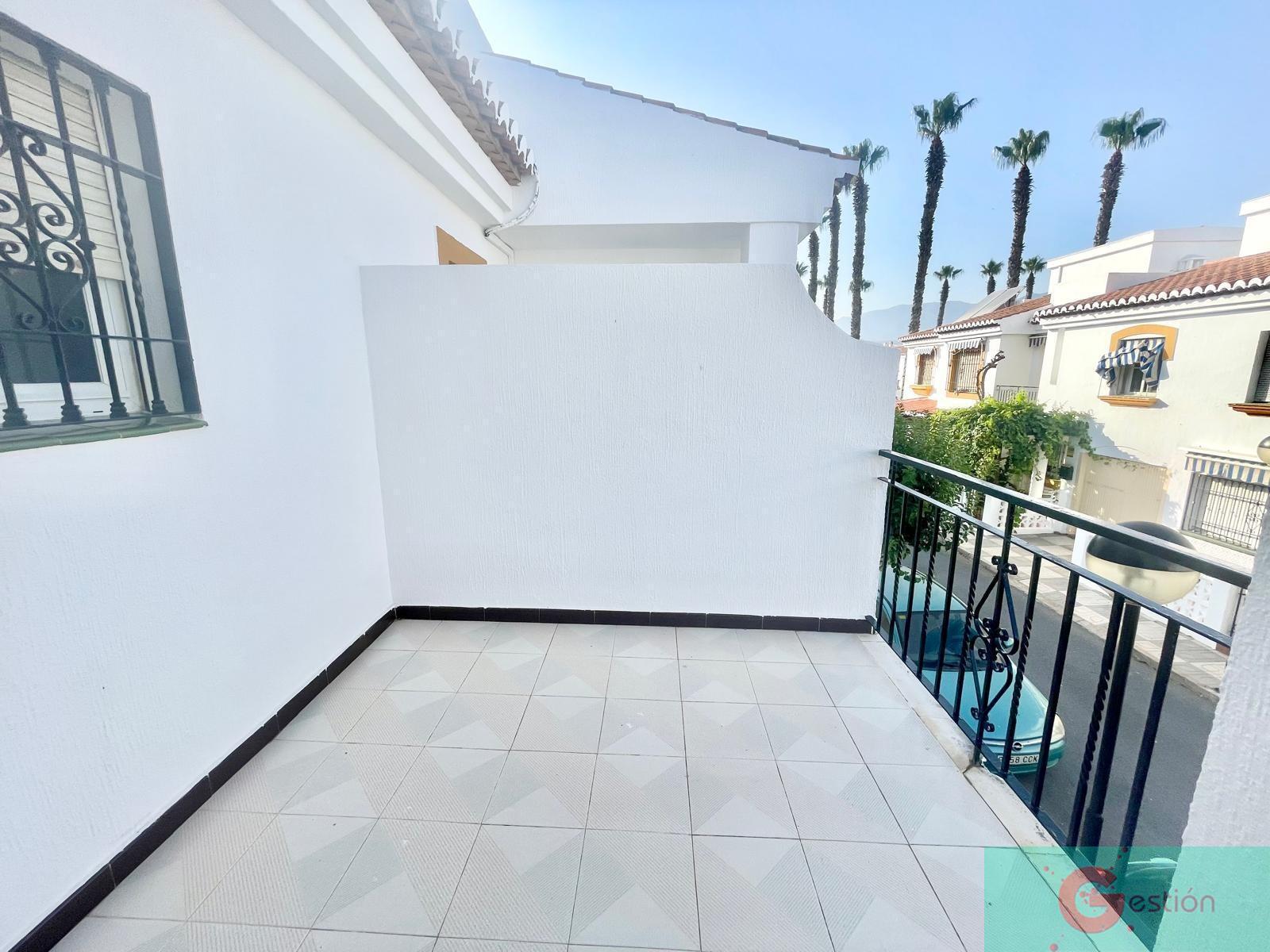 Venta de casa en Salobreña