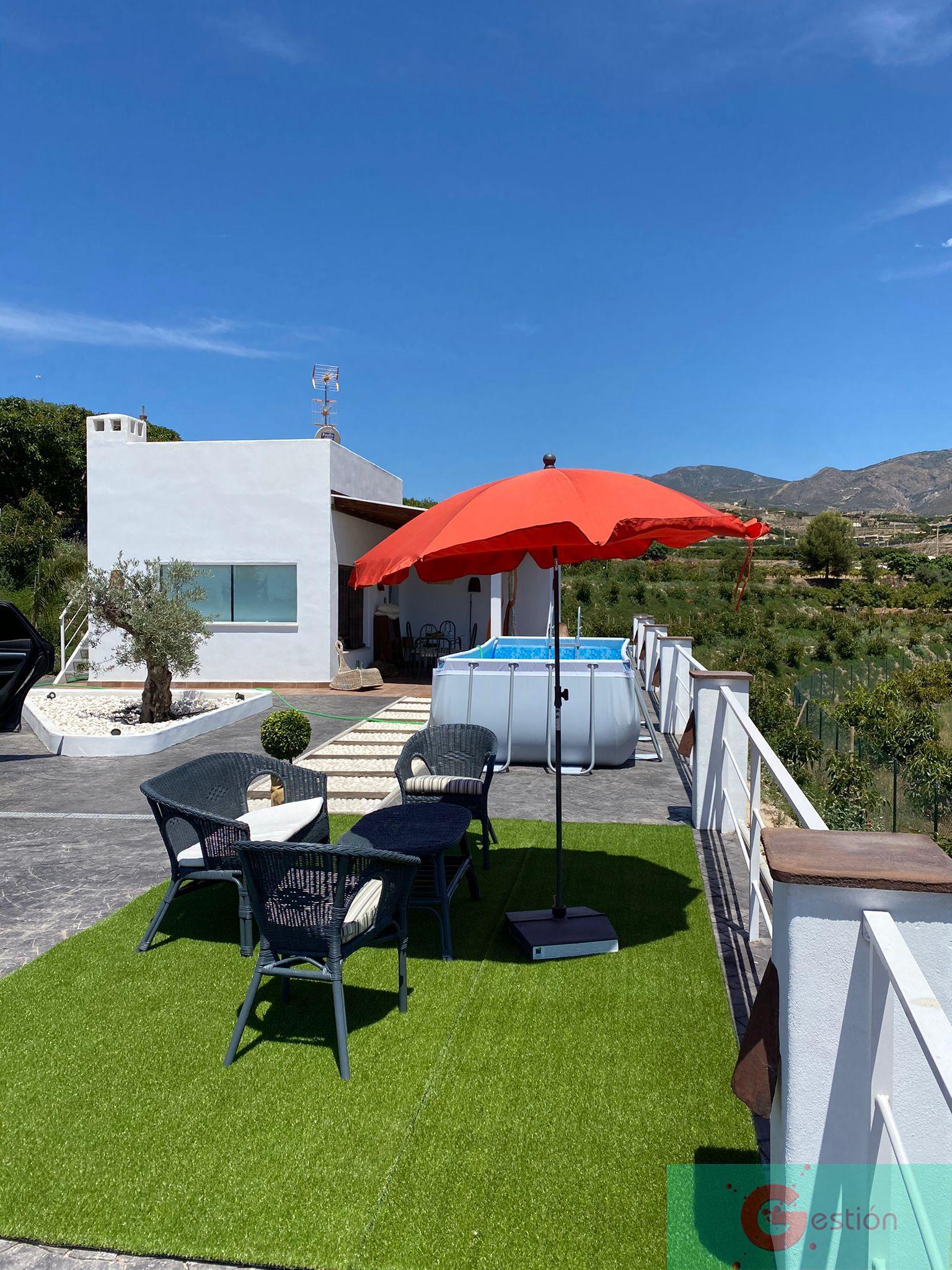Venta de finca de recreo en Salobreña