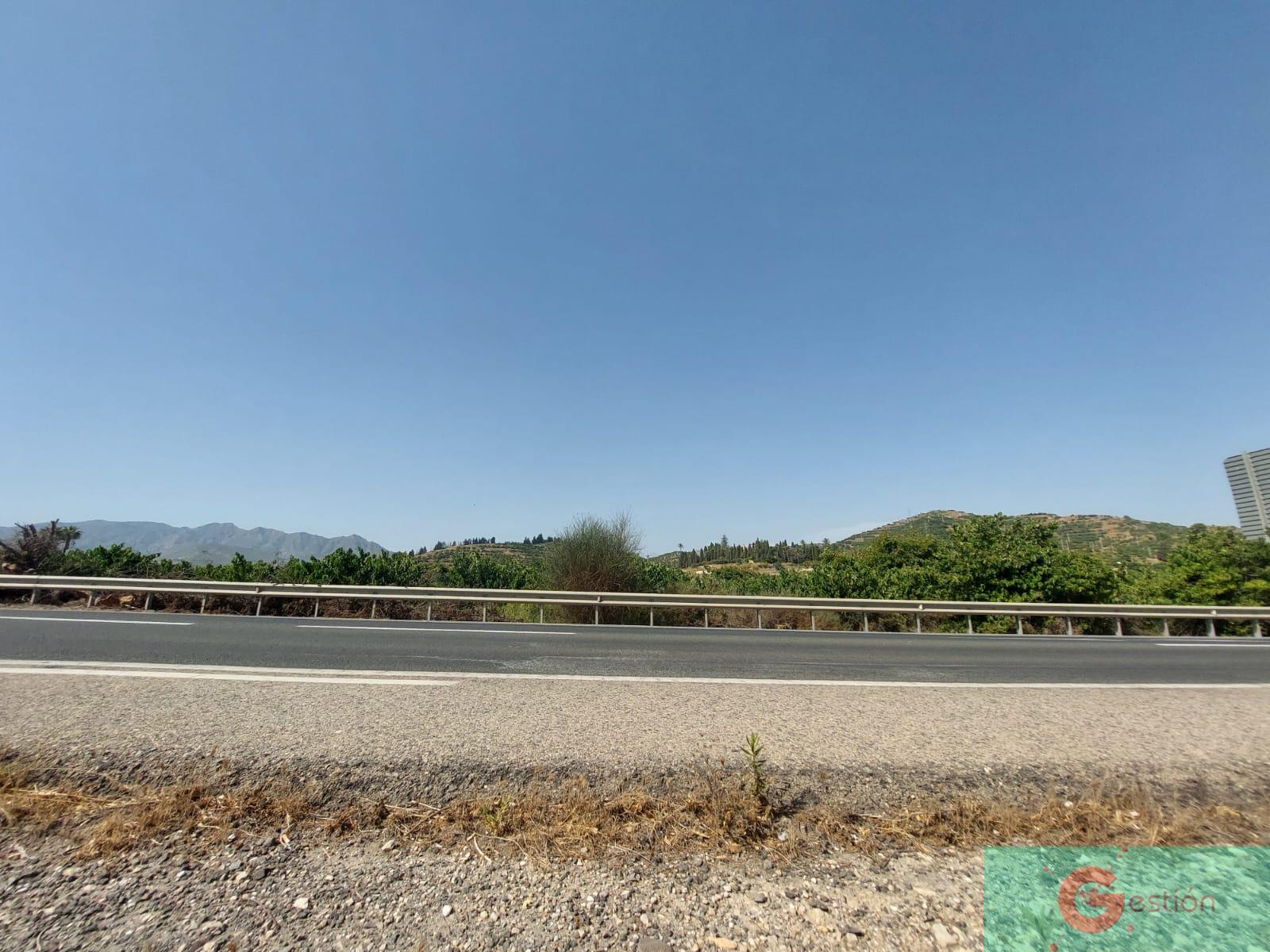 Venta de finca rústica en Motril