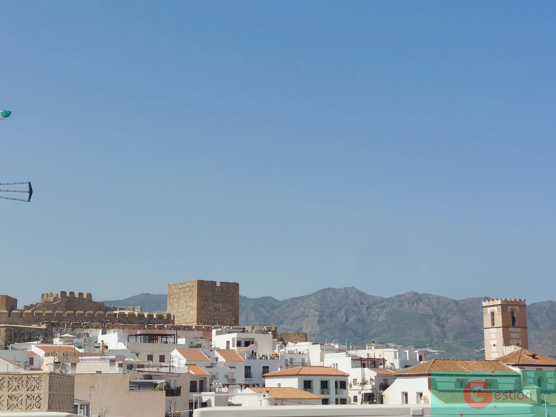 Venta de casa en Salobreña