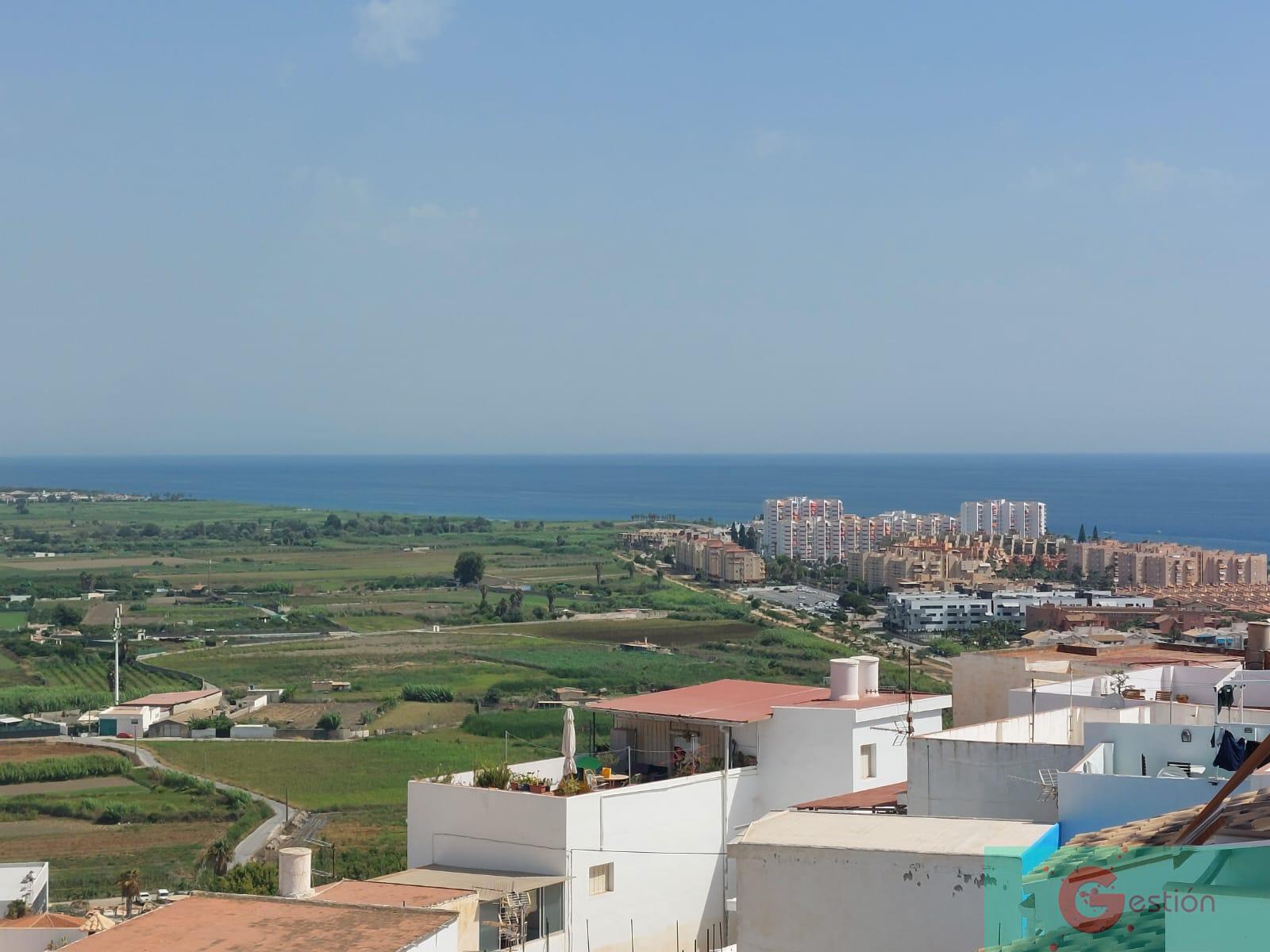 Venta de casa en Salobreña