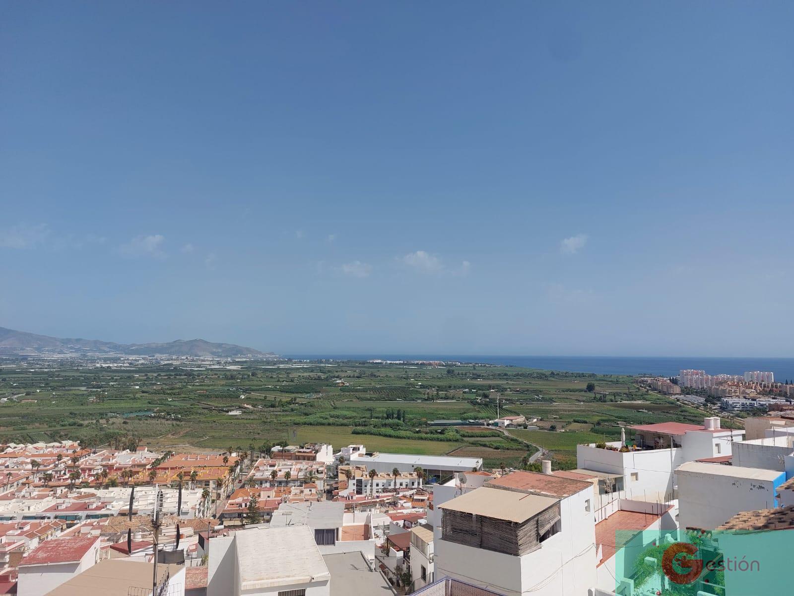 Venta de casa en Salobreña