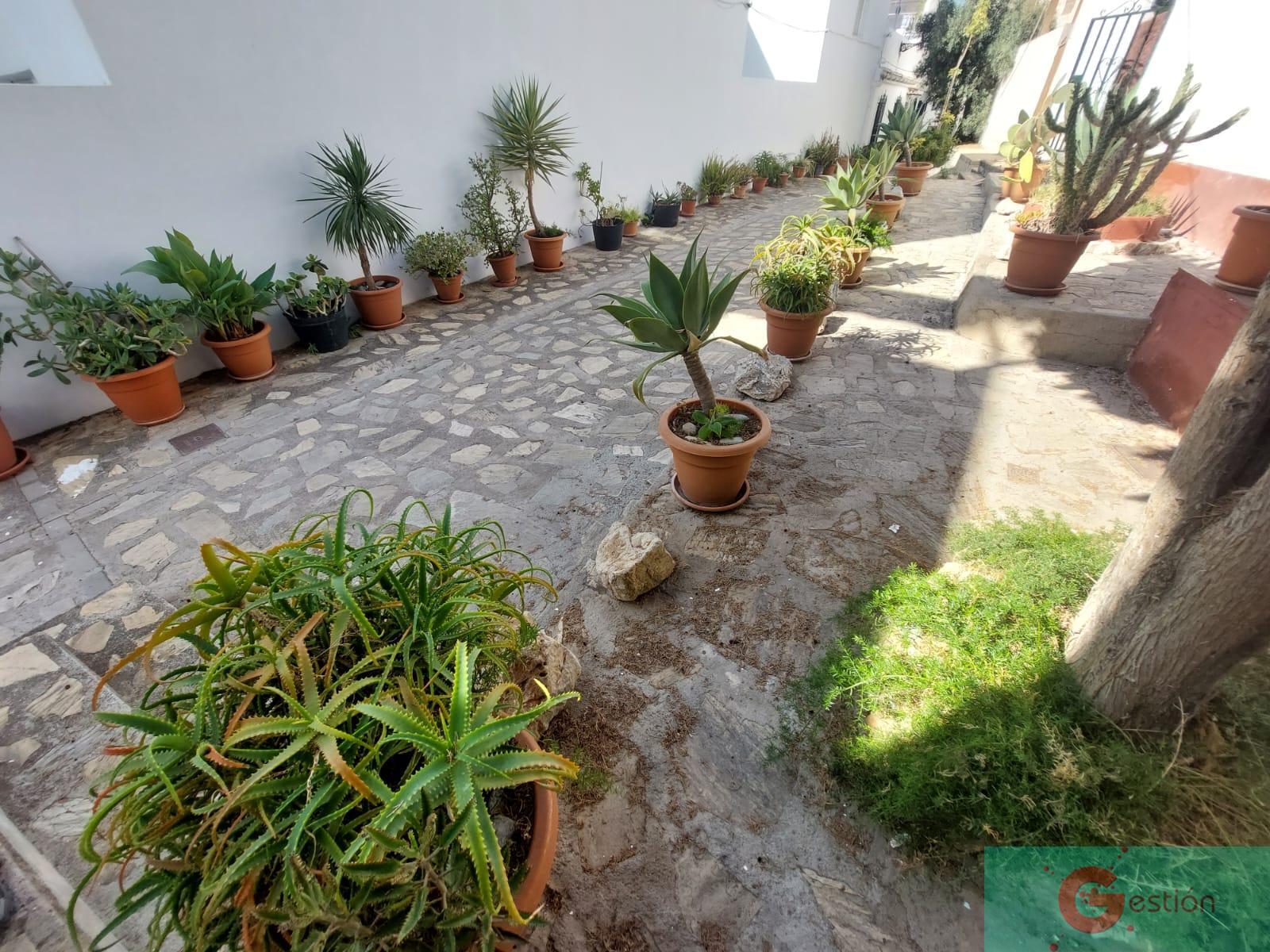 Venta de casa en Salobreña