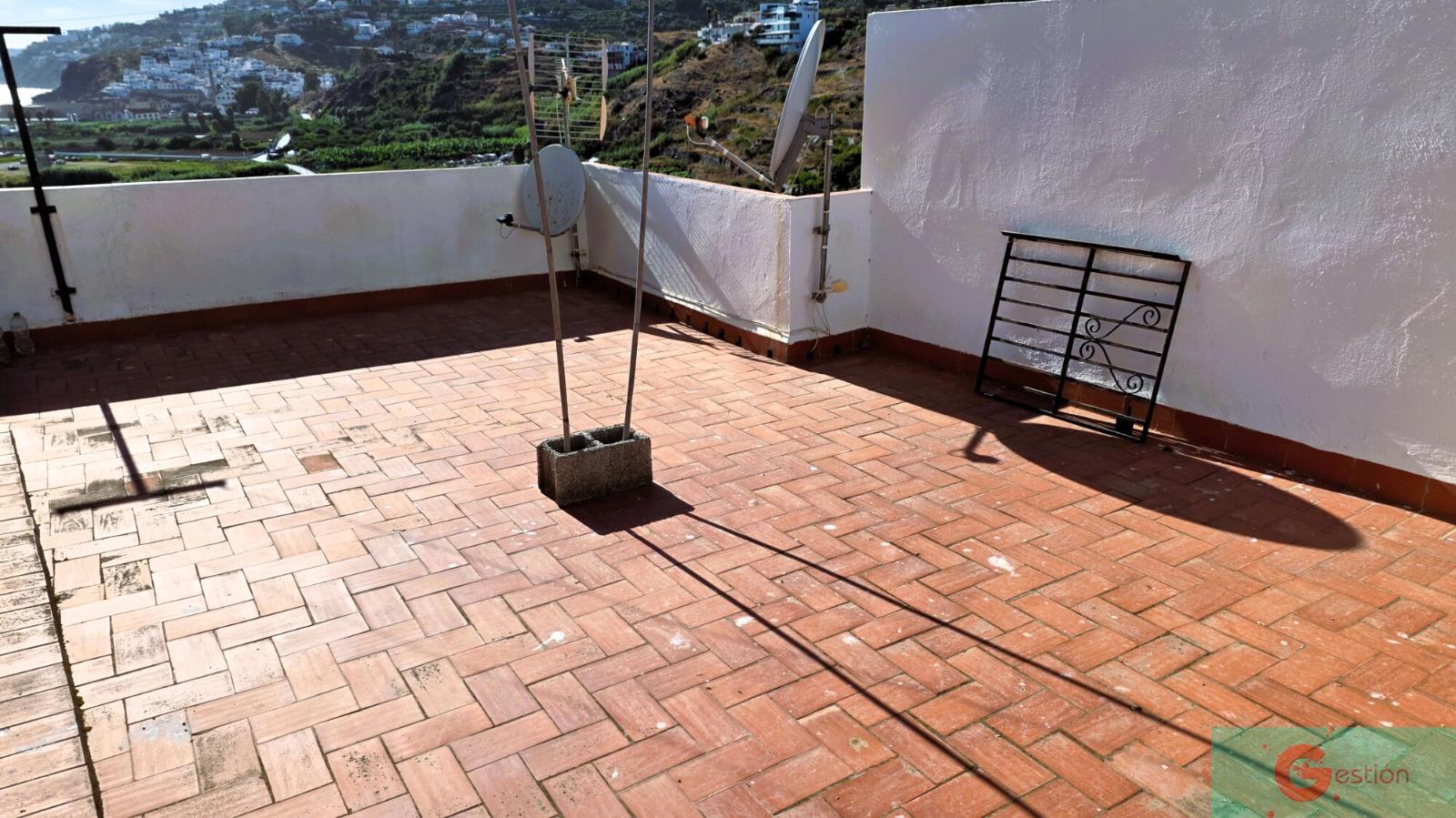 Venta de casa en Salobreña