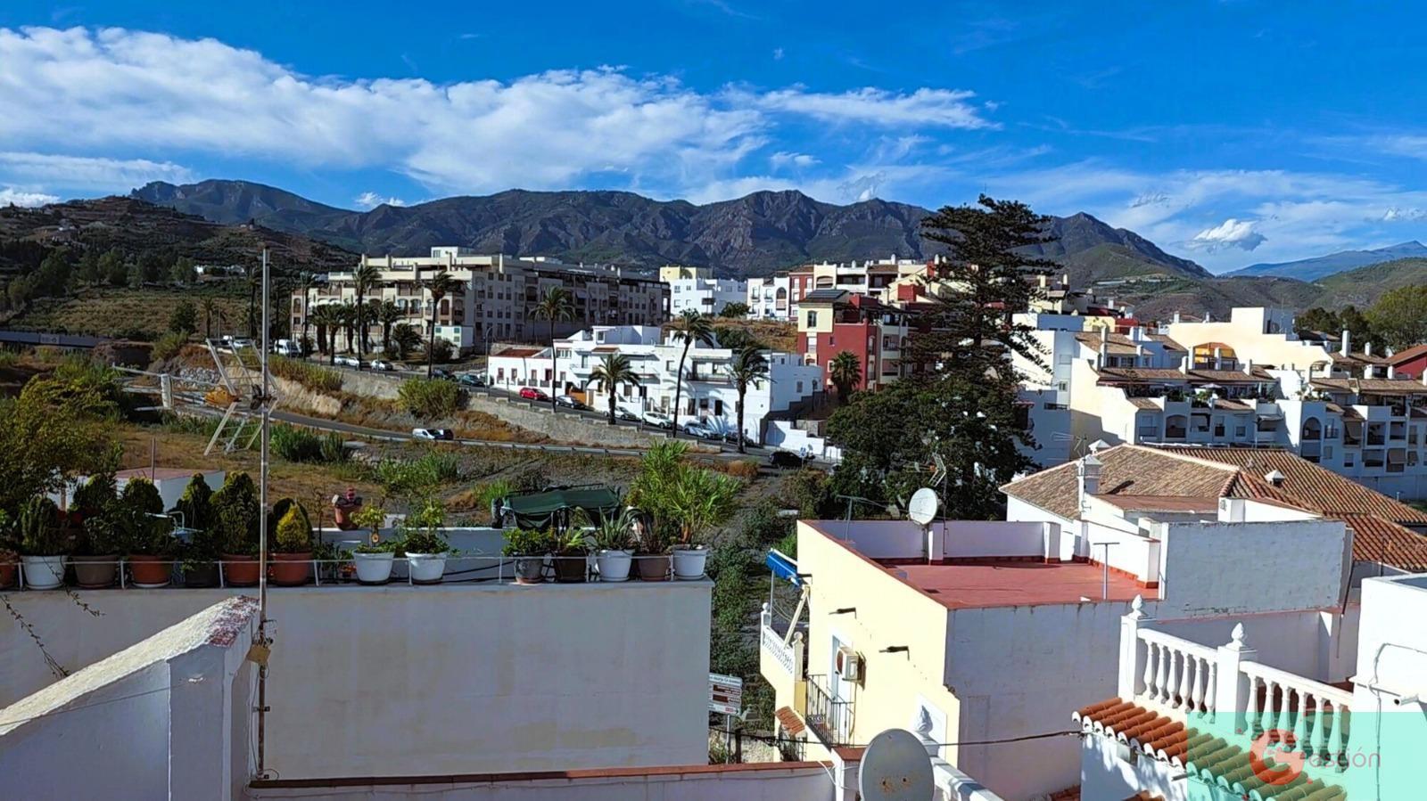 Venta de casa en Salobreña