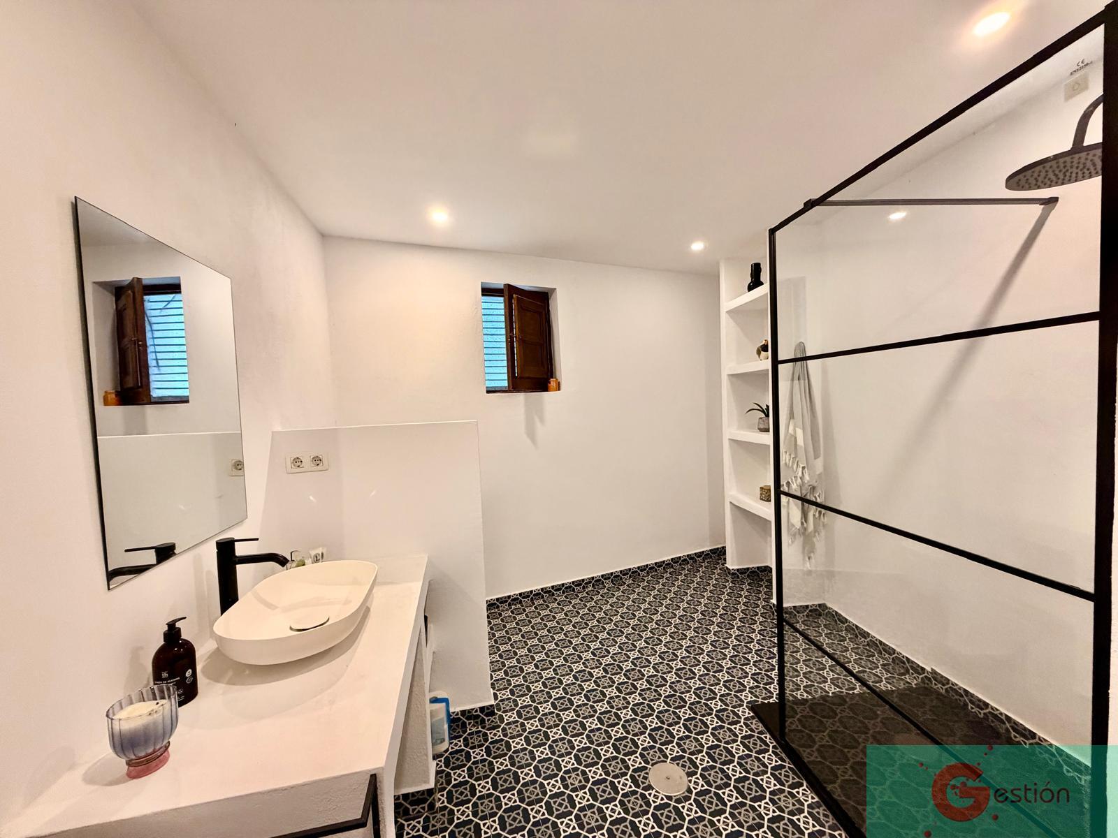 Venta de casa en Salobreña