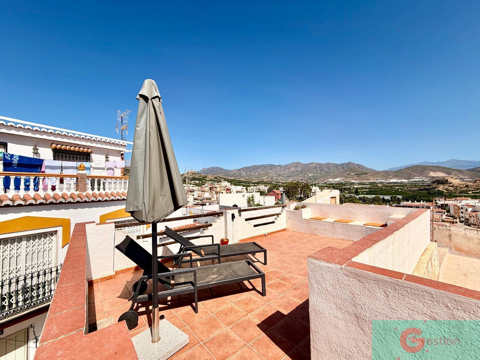 Venta de casa en Salobreña