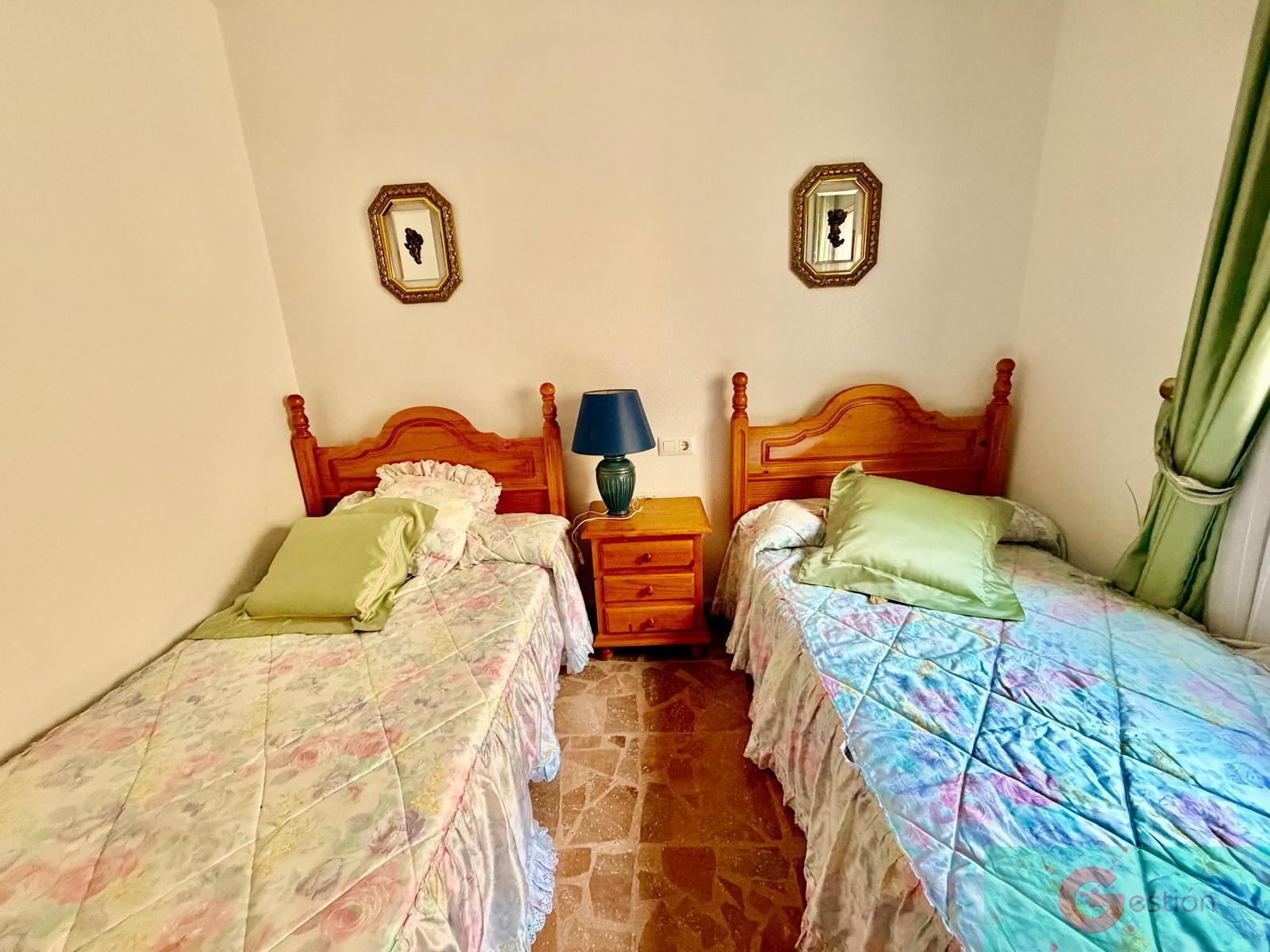 For sale of flat in Salobreña
