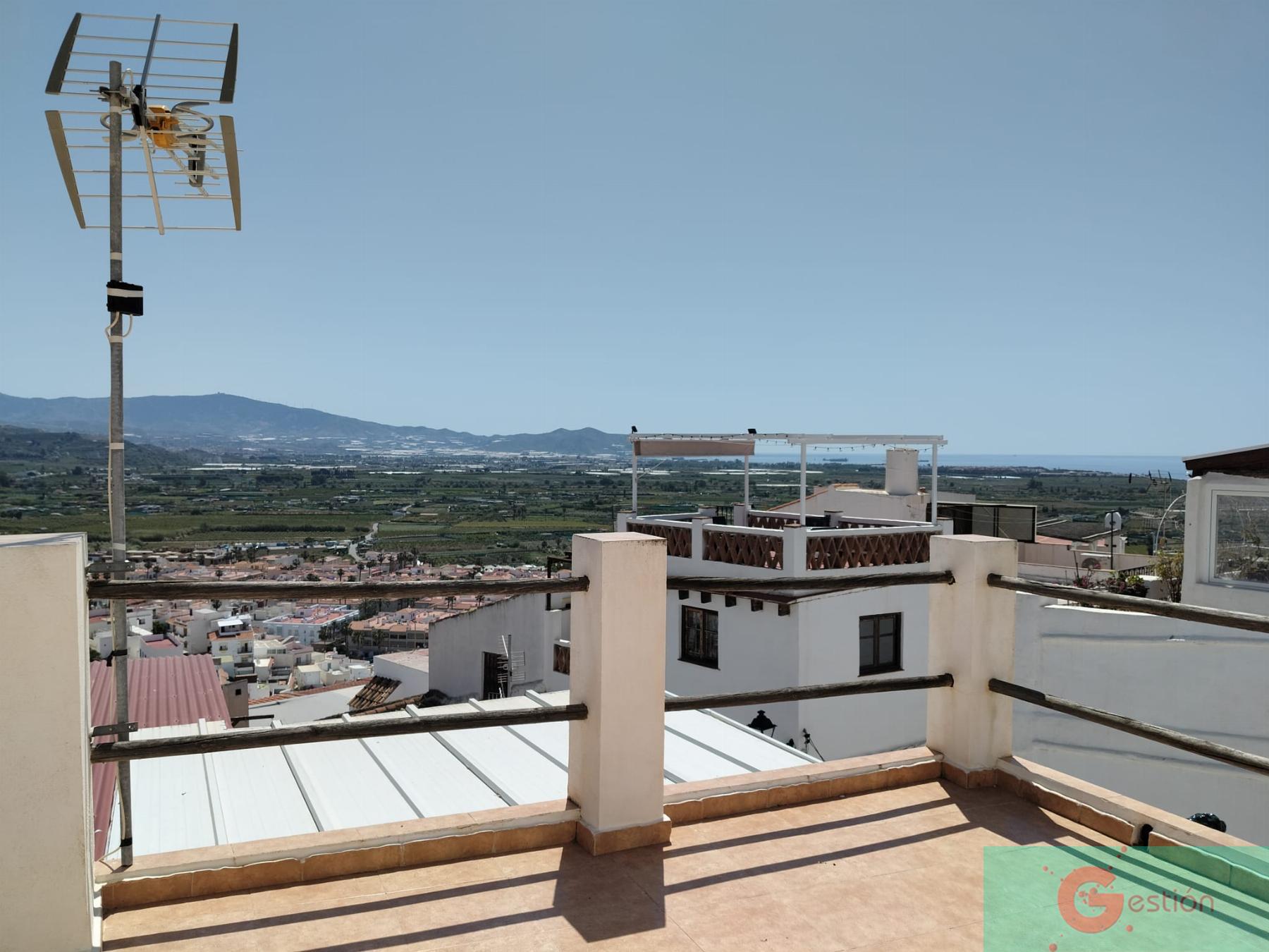 Venta de casa en Salobreña