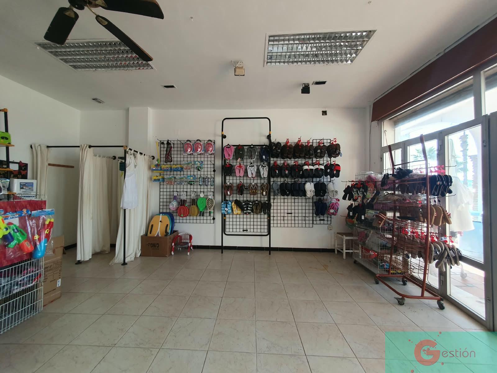 Venta de local en Salobreña