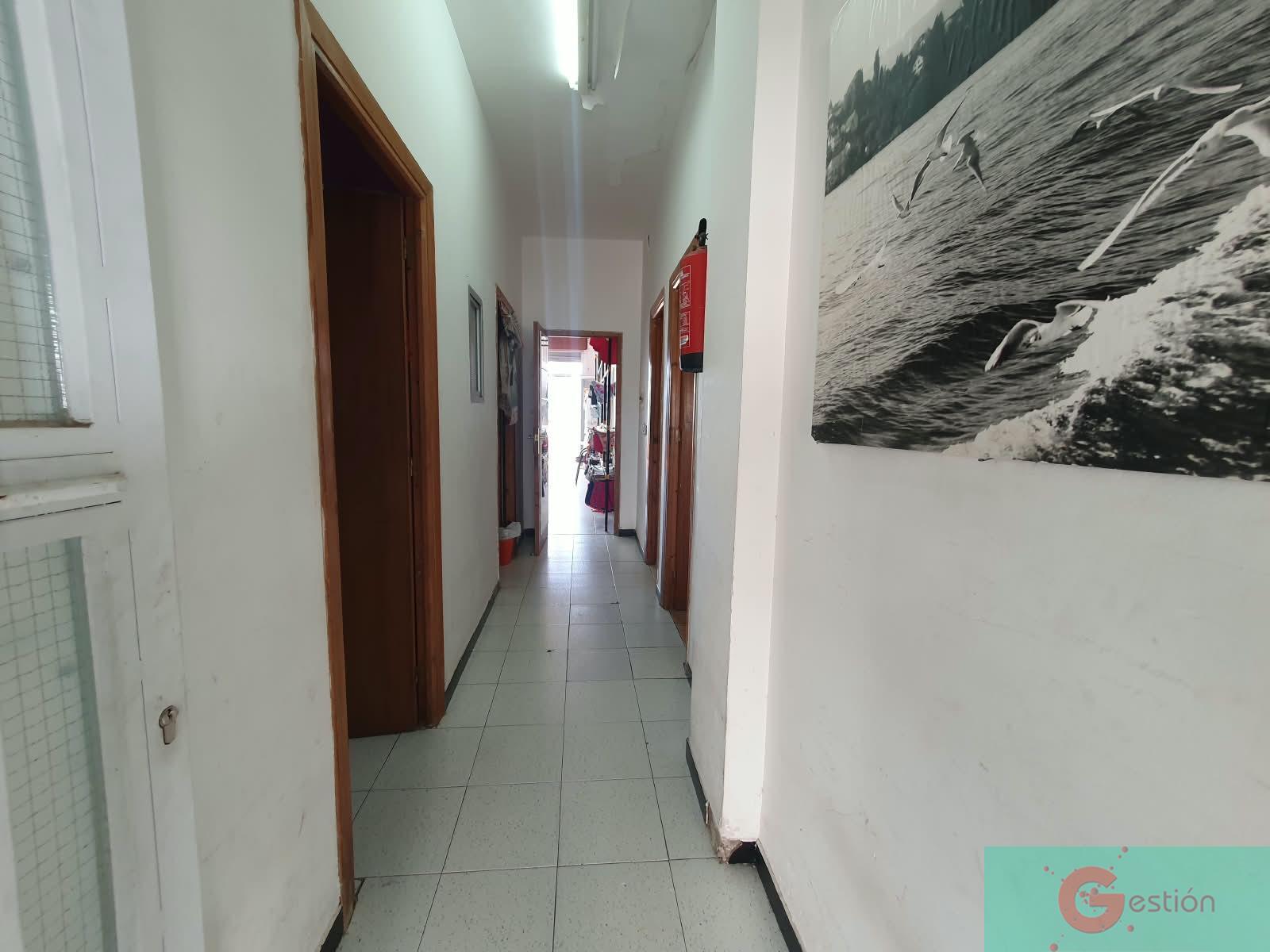 Venta de local en Salobreña