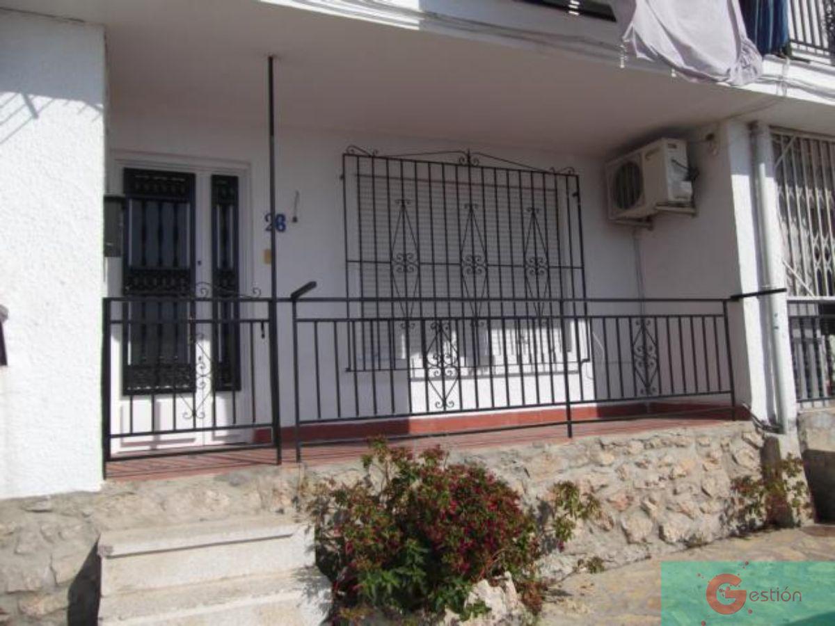 For sale of duplex in Salobreña
