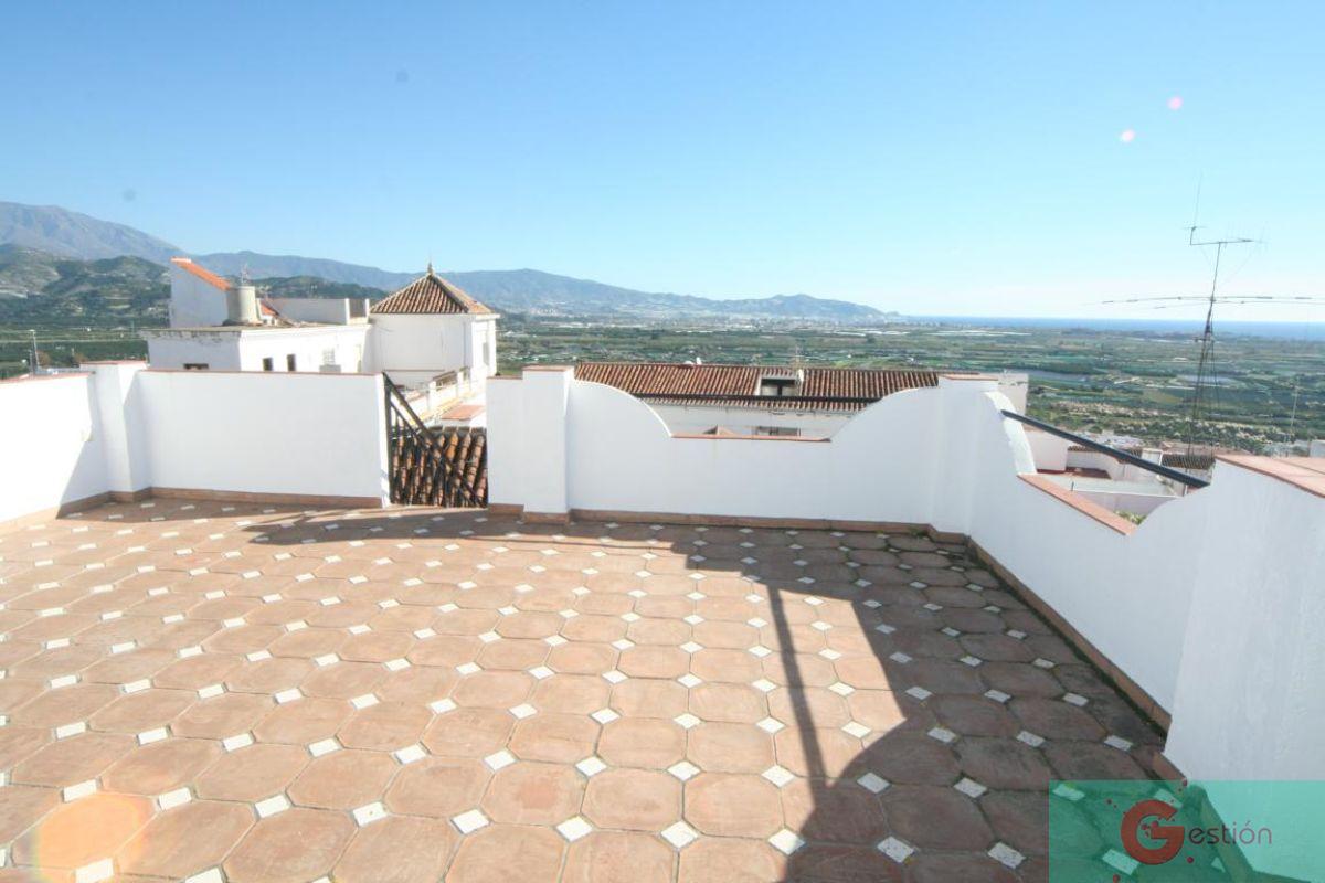 For sale of house in Salobreña