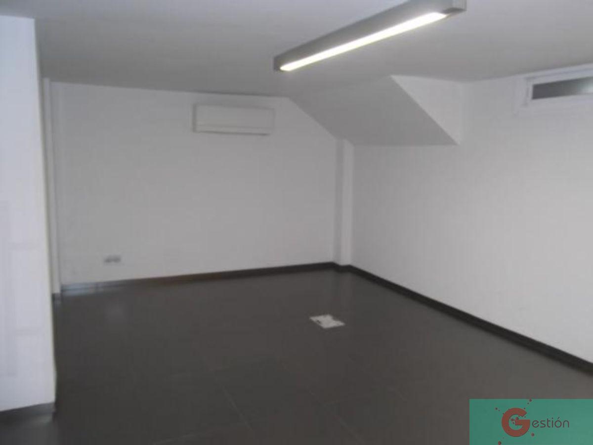 For sale of commercial in Salobreña