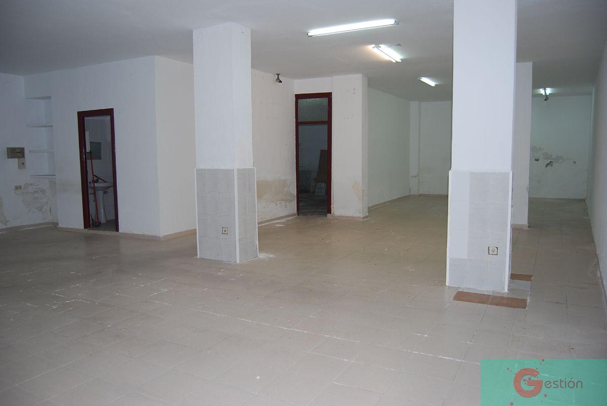 For sale of commercial in Salobreña