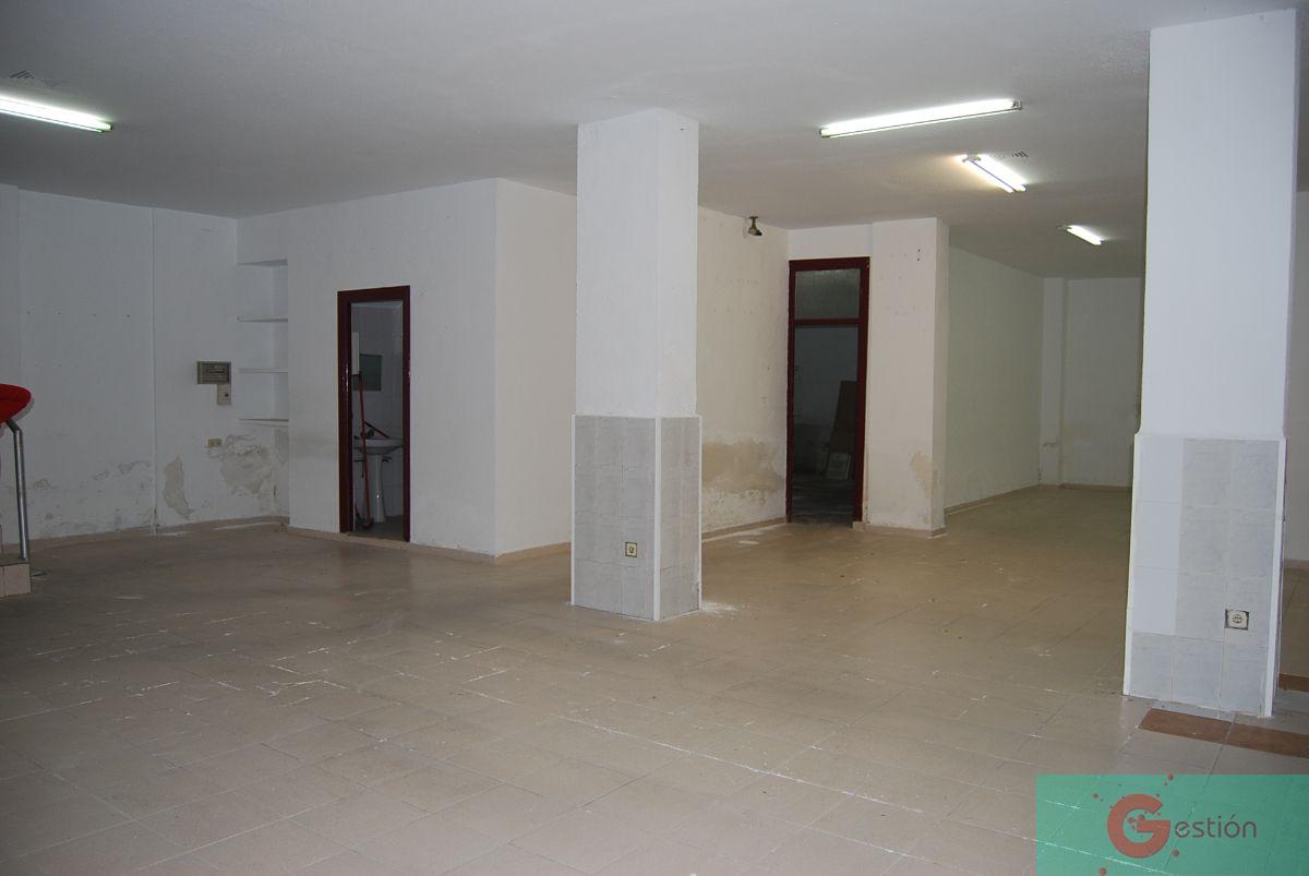 For sale of commercial in Salobreña