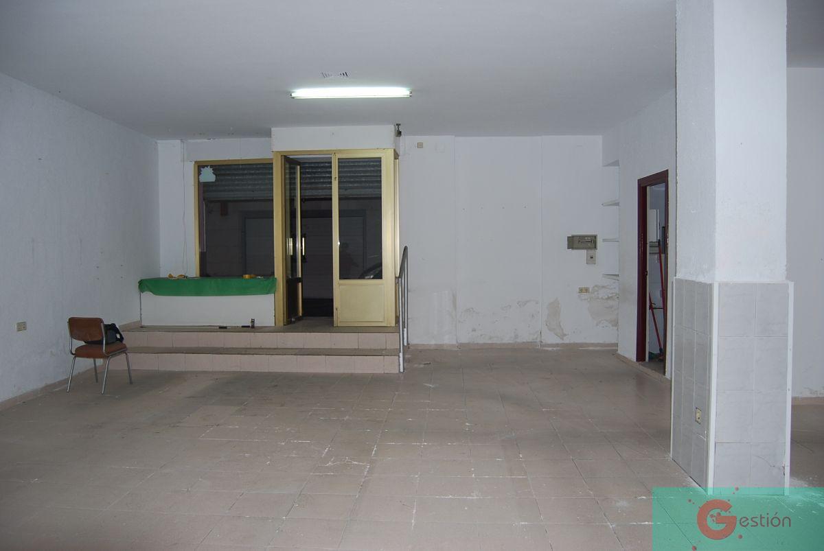 For sale of commercial in Salobreña