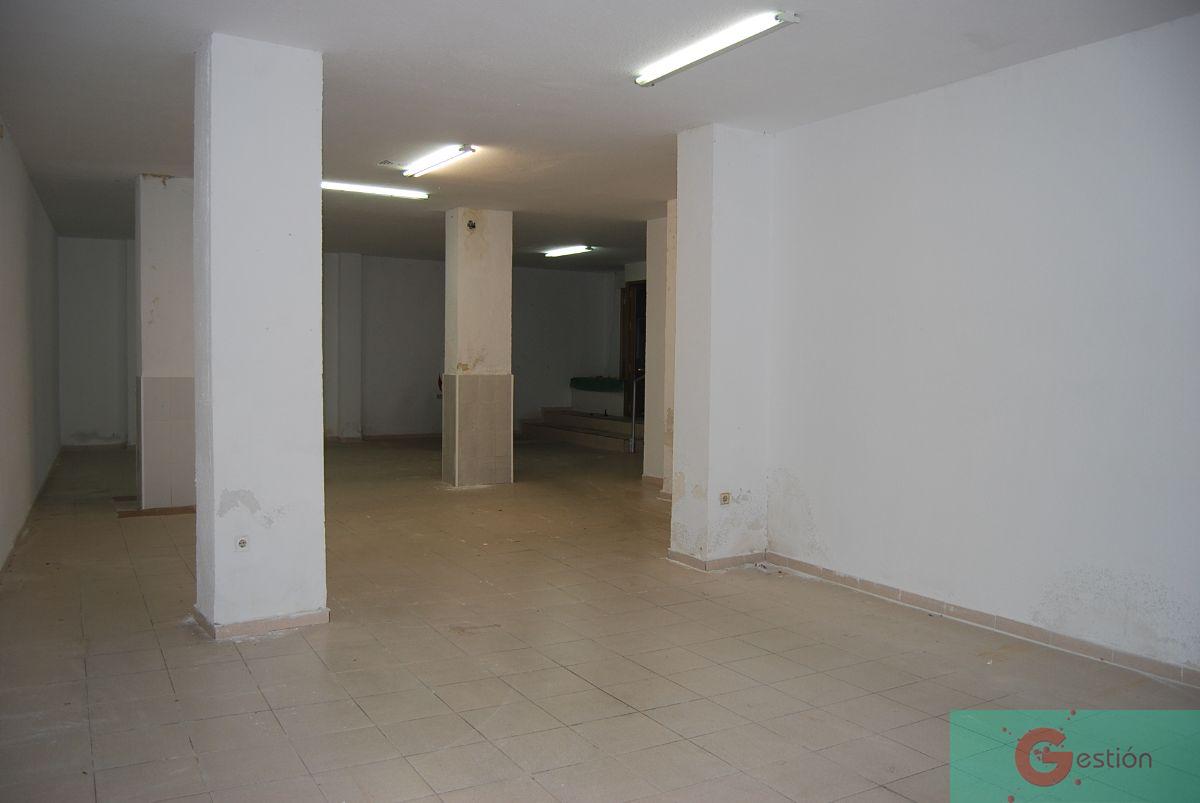 For sale of commercial in Salobreña