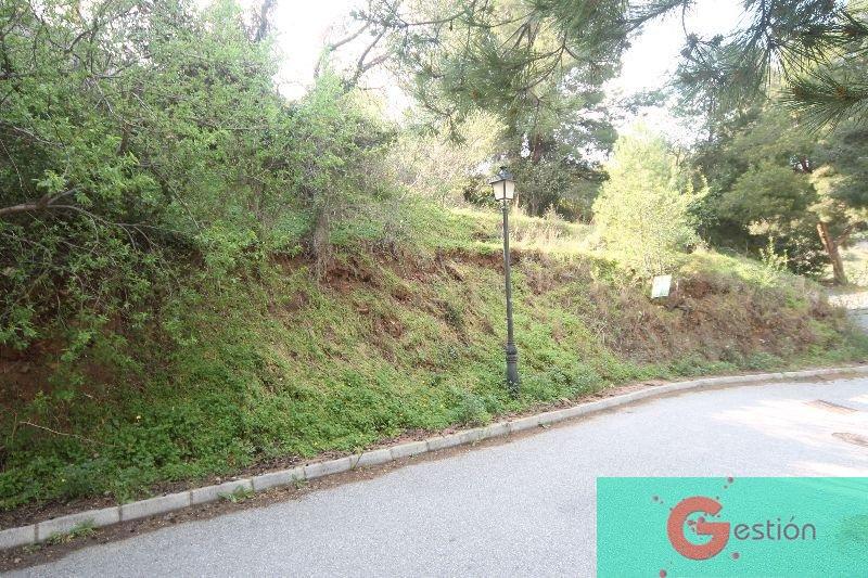 For sale of land in Salobreña