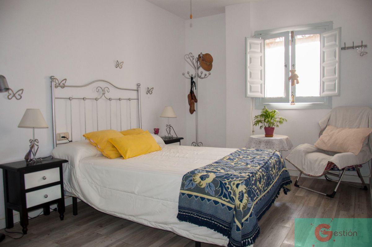 For sale of flat in Salobreña