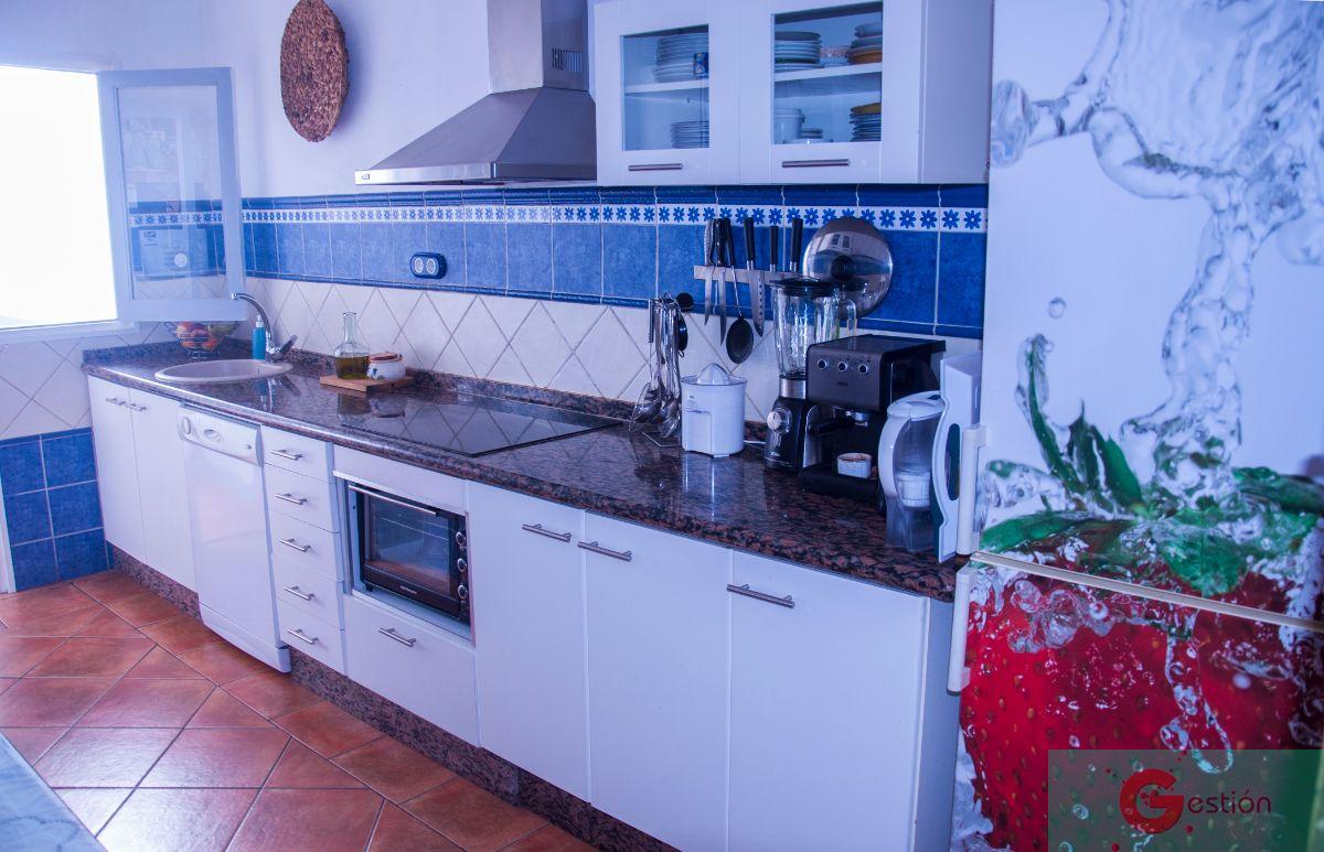 For sale of flat in Salobreña