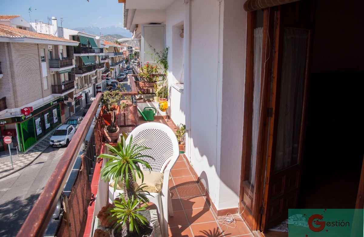 For sale of flat in Salobreña