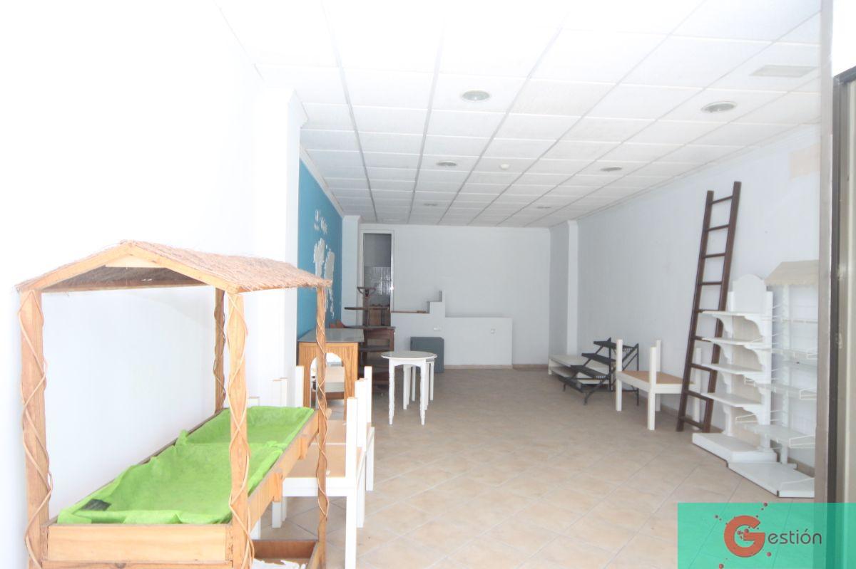 For rent of commercial in Salobreña