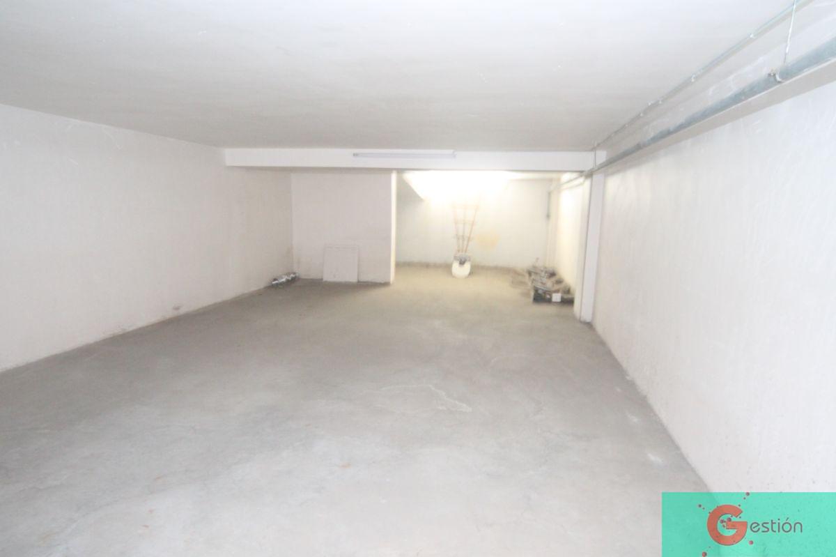 For rent of commercial in Salobreña