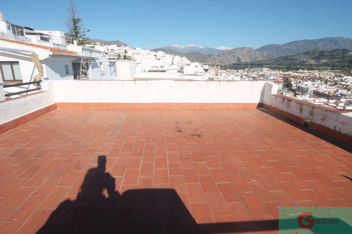 For sale of house in Salobreña