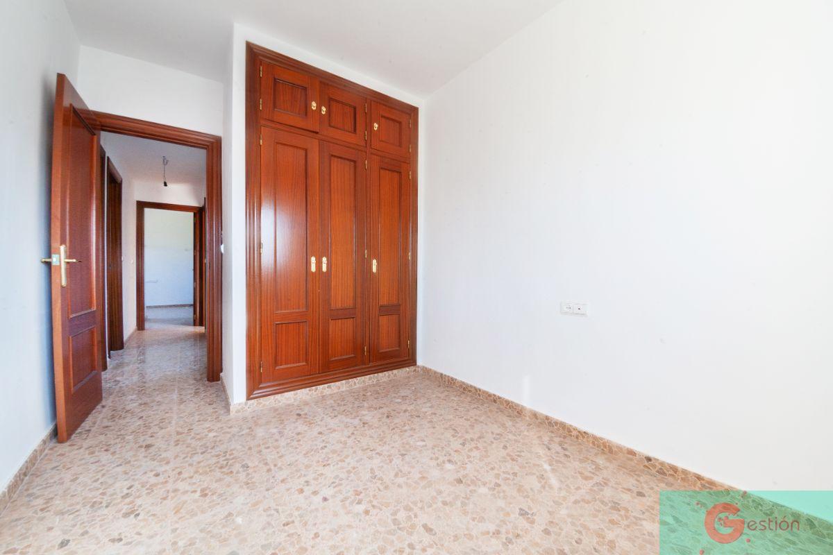 For sale of apartment in Salobreña